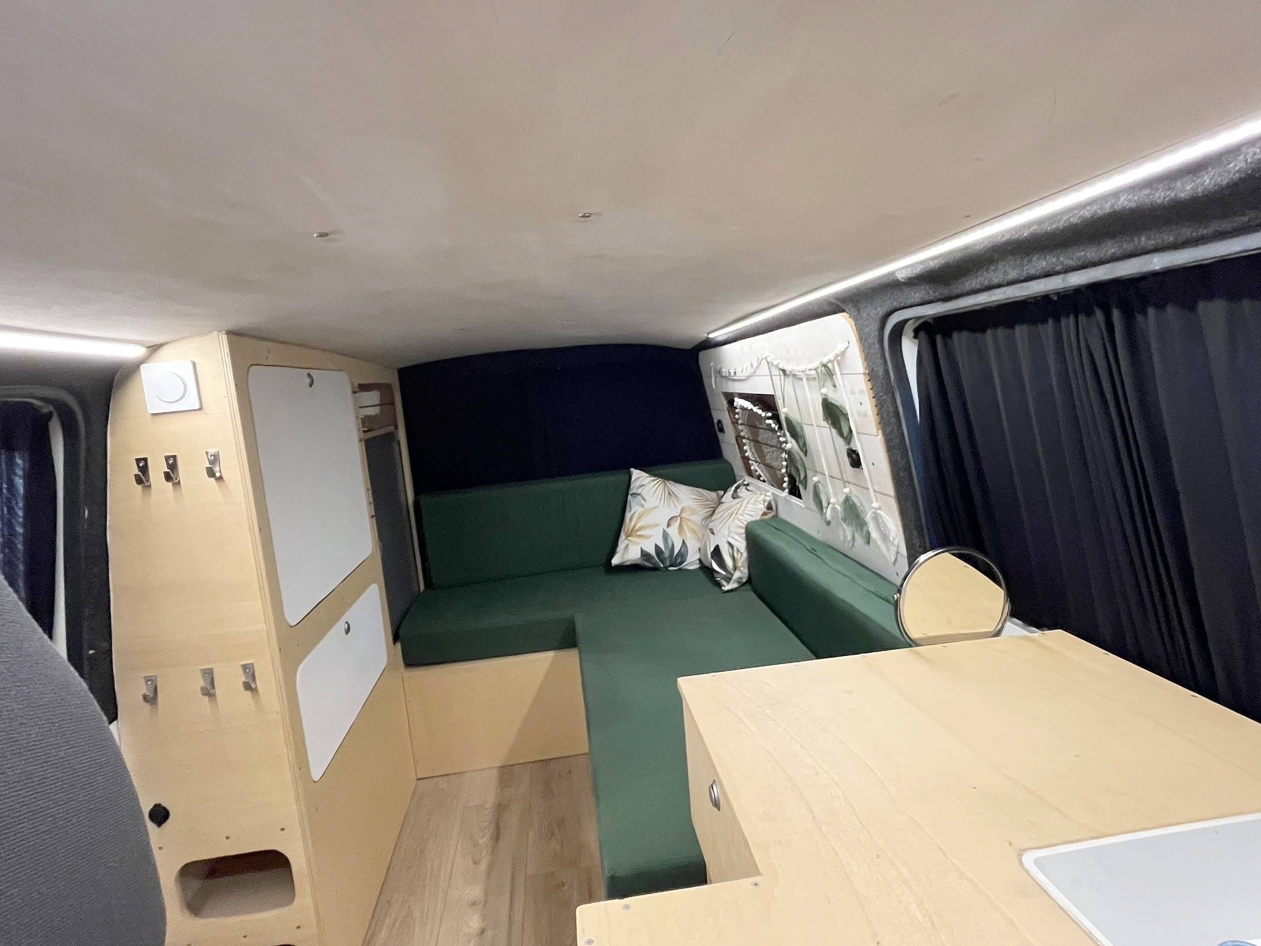 Volkswagen Transporter 2,0 l 180 ch