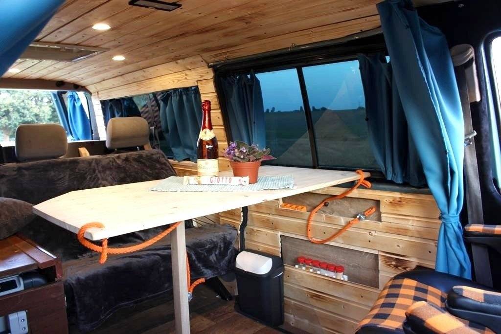 Wir stellen vor:  "Für Elise" im Gewand eines Volkswagen T4. 