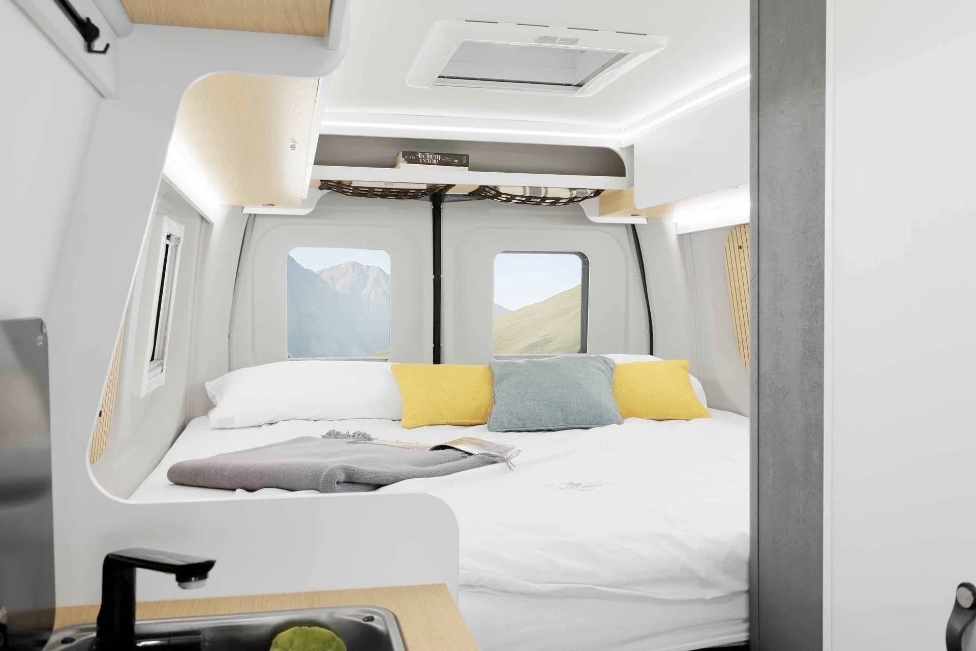 Berth Renault Master 3 - Yescapa