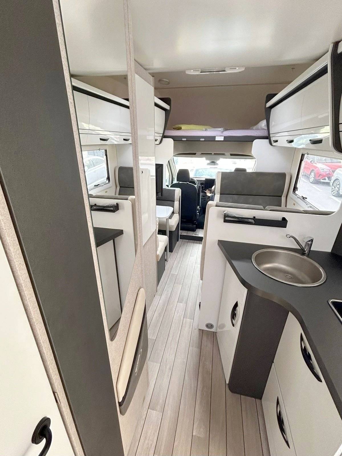 Berth Ford - Yescapa
