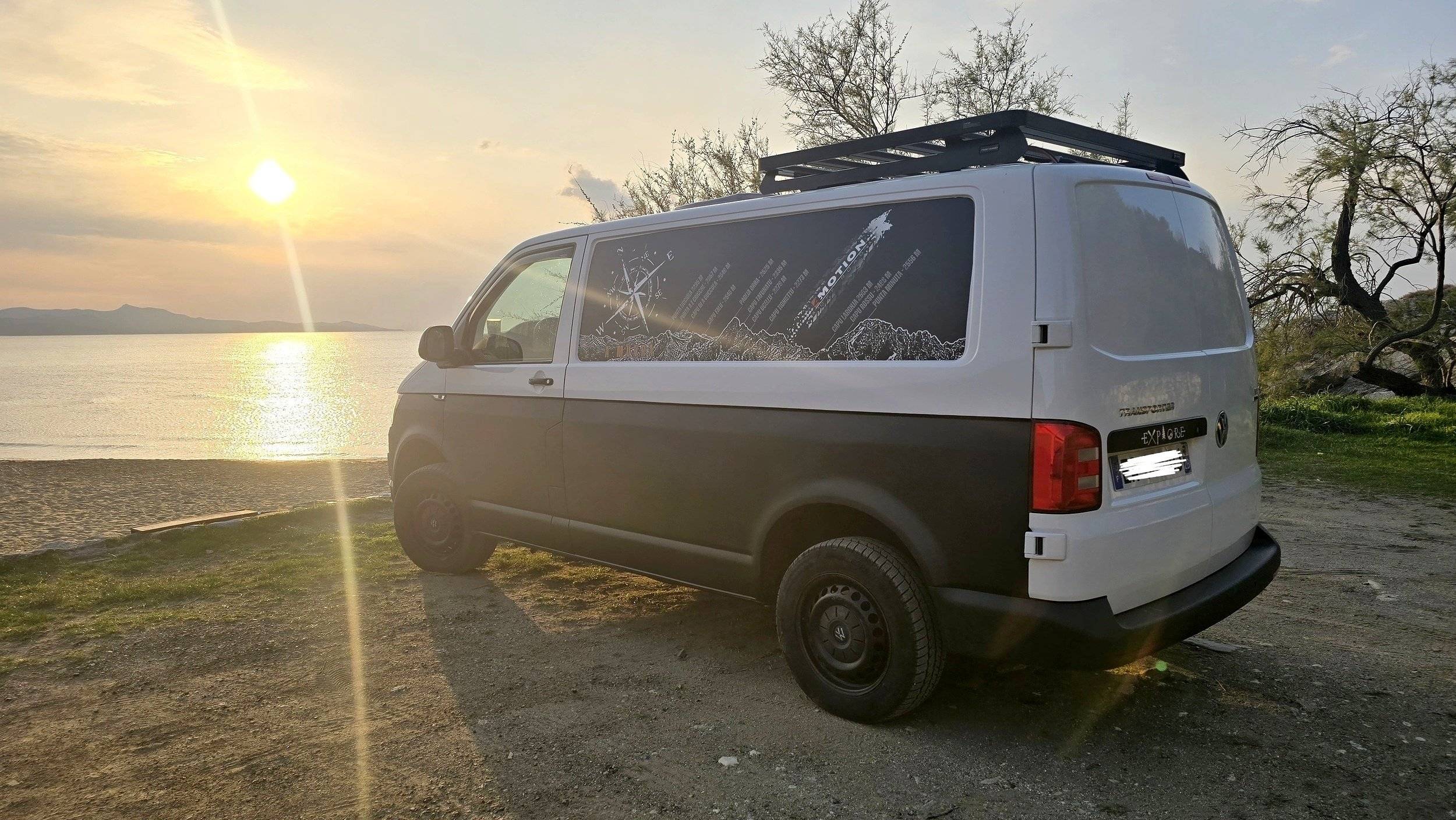 schräge Vorderansicht  - Yescapa