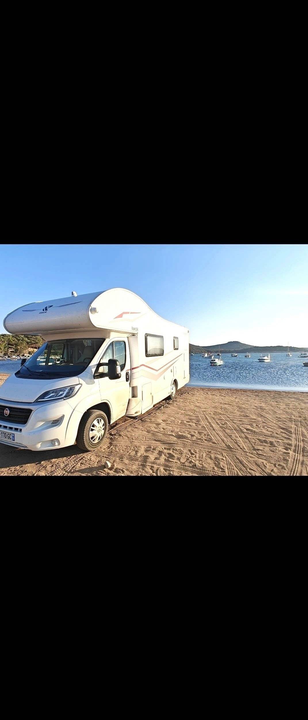 Plazas en cama Fiat Ducato 2,3 l Al-Ko 130 ch. - Yescapa