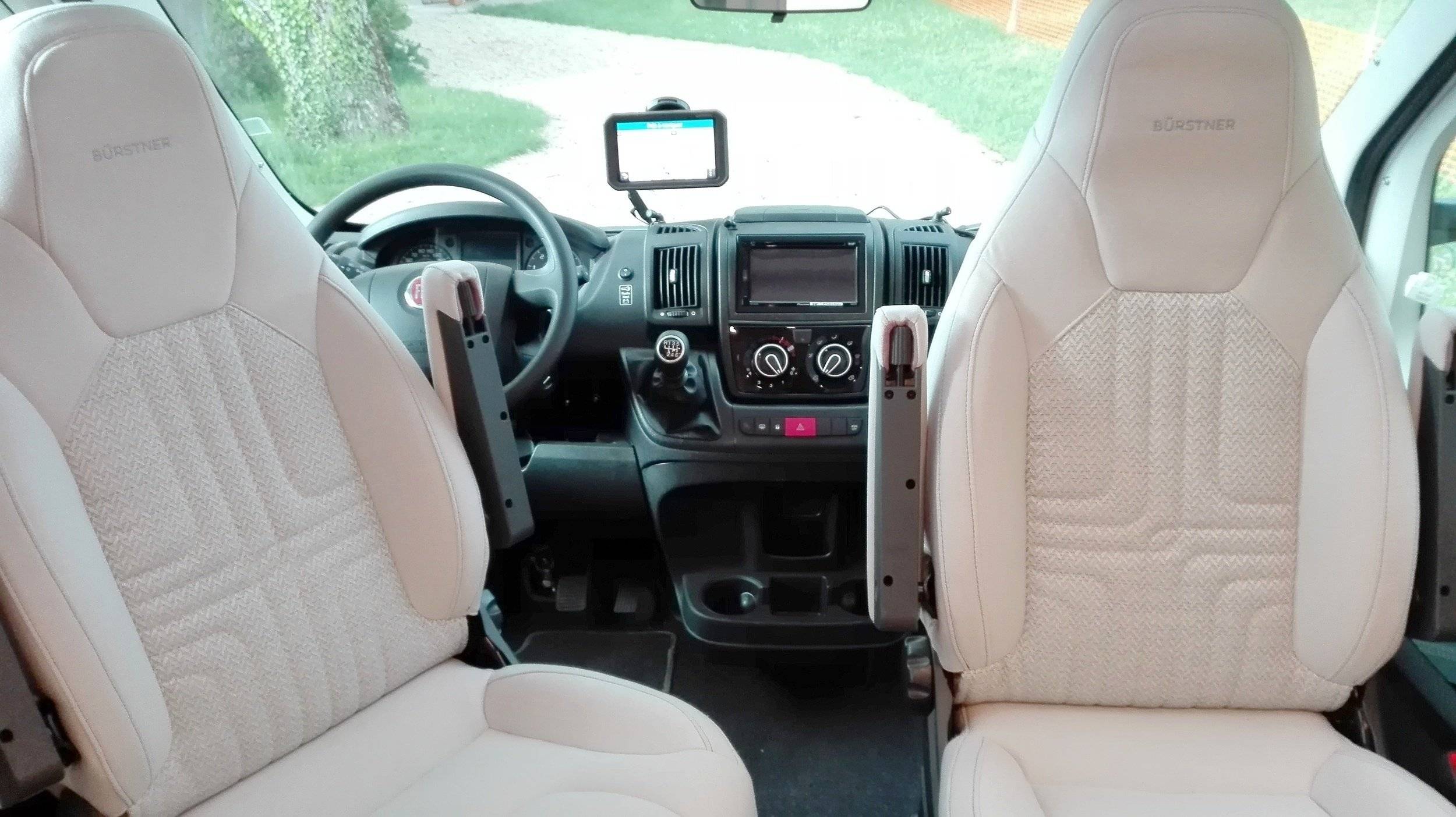 Bürstner Lyseo time IT 727 G