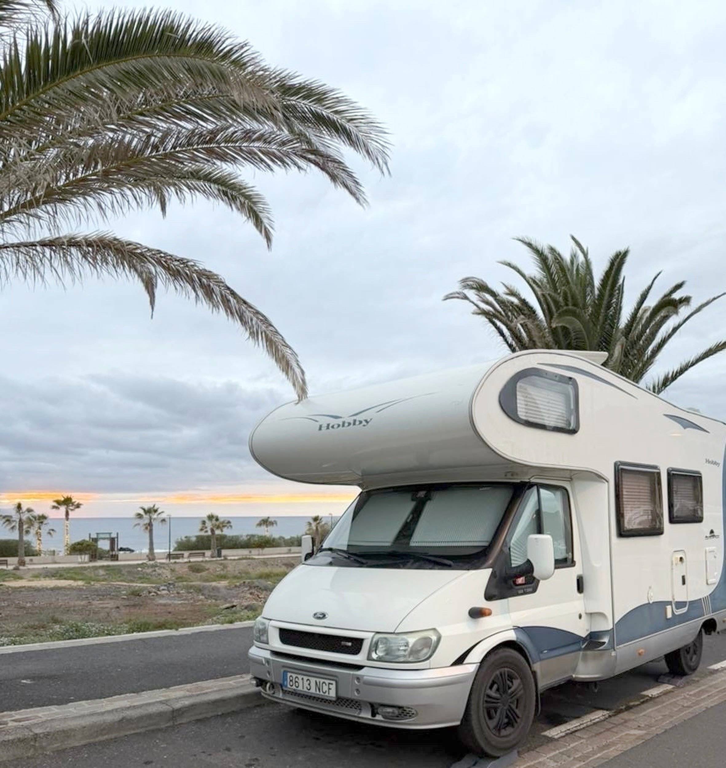 FORD TRANSIT FT 300L HOBBY