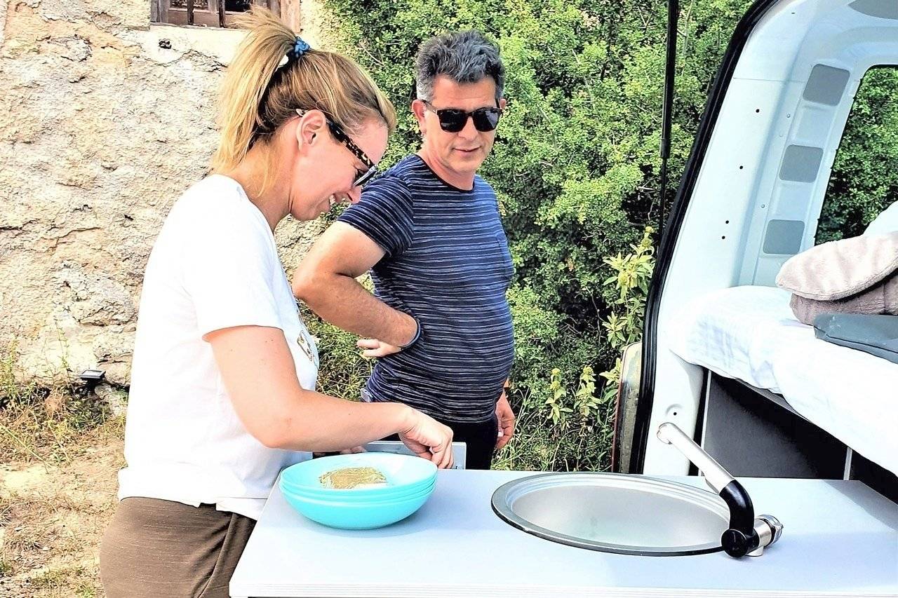 Volkswagen T6 with Raising Roof