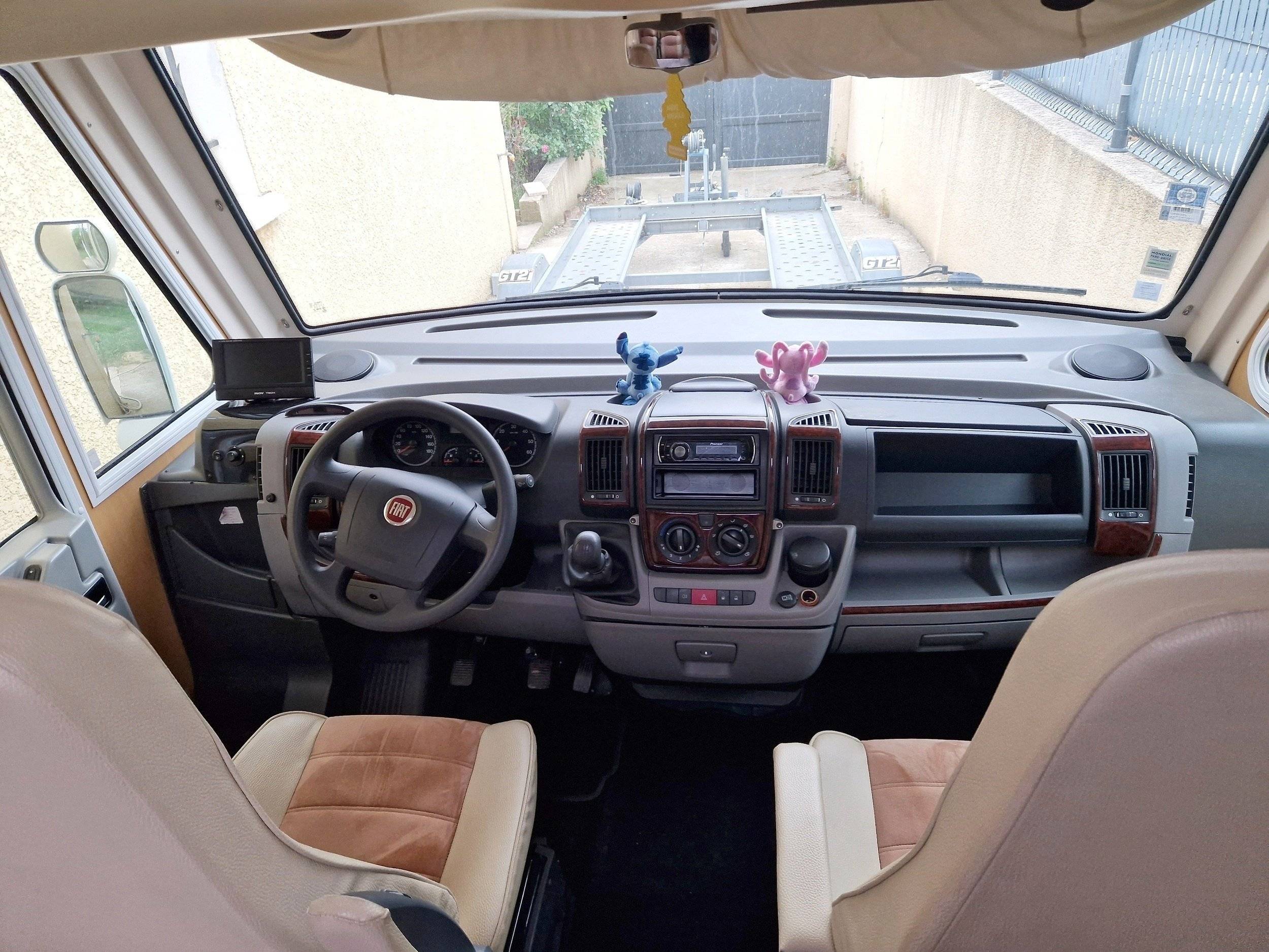 Pilote pilote reference G740 LCR