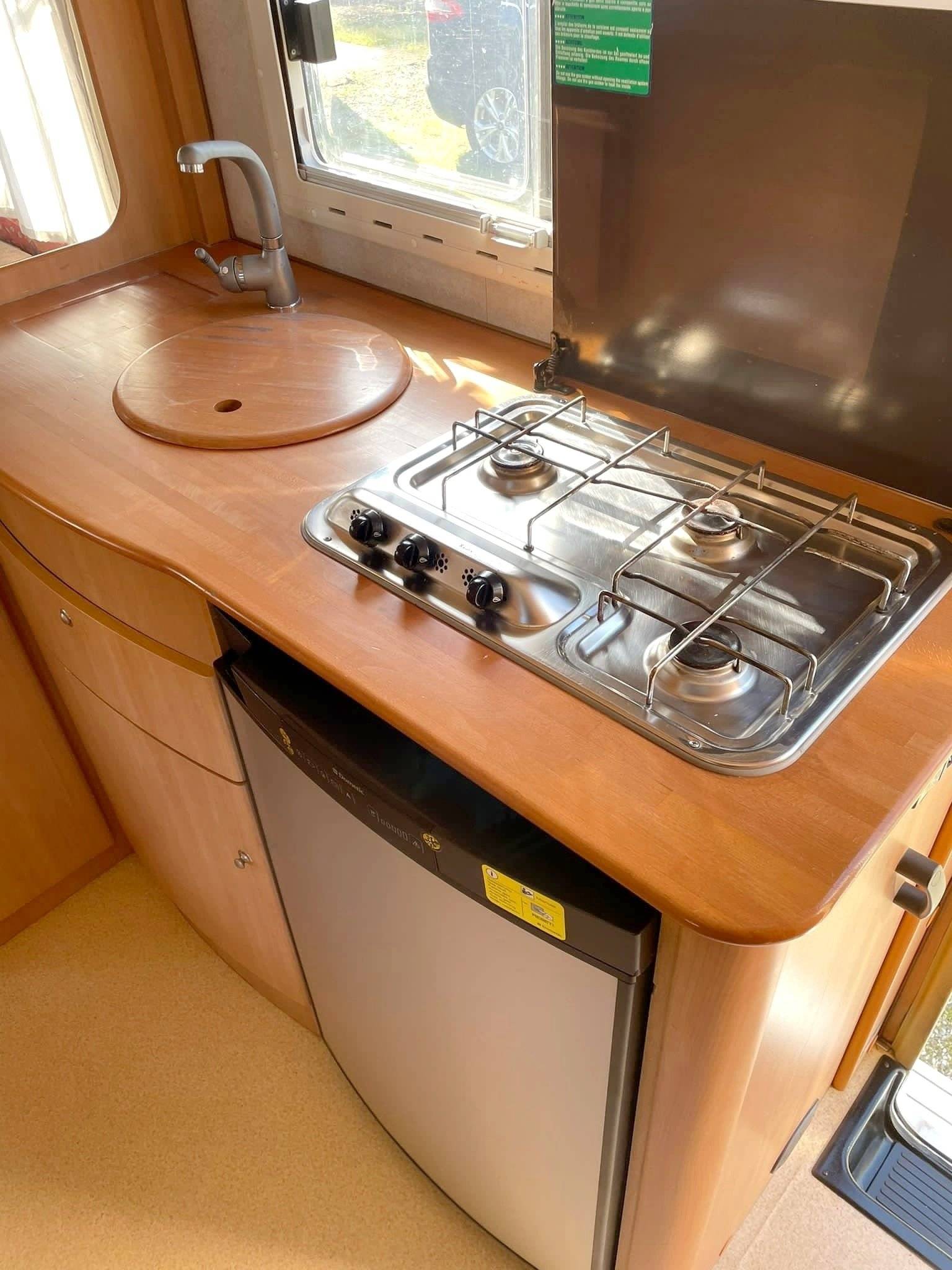 Cozinha Fiat Ducato 2,8 l 115 ch/Al-Ko - Yescapa