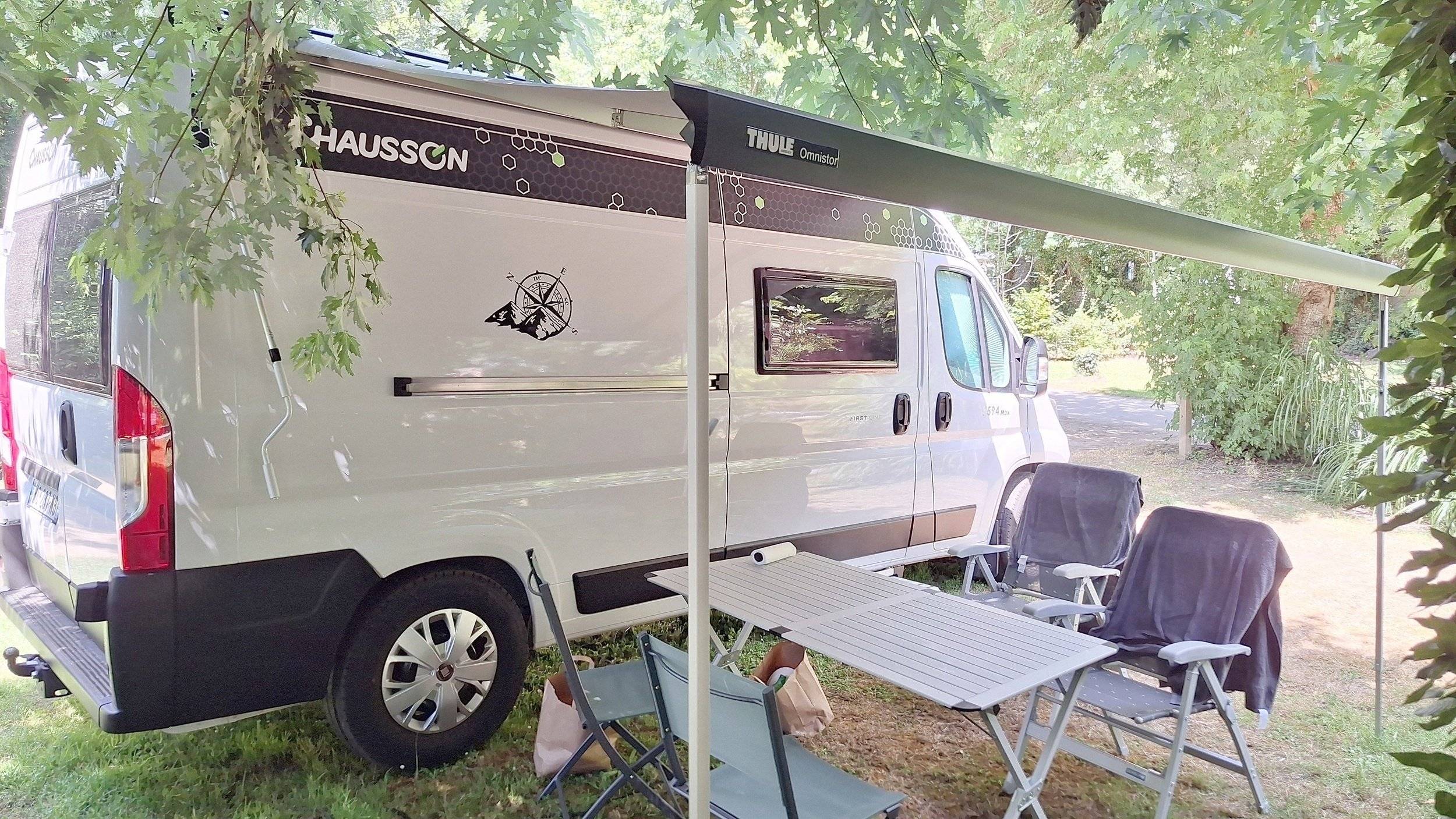 Chausson 594 first line