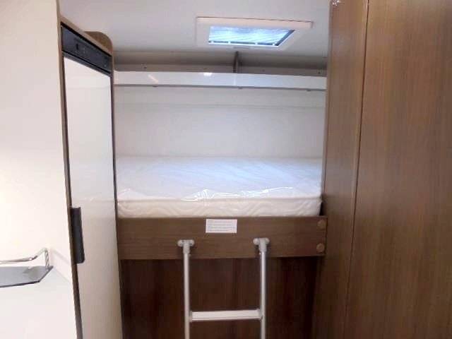 Continental 790M Transit 2,0 l 130 ch