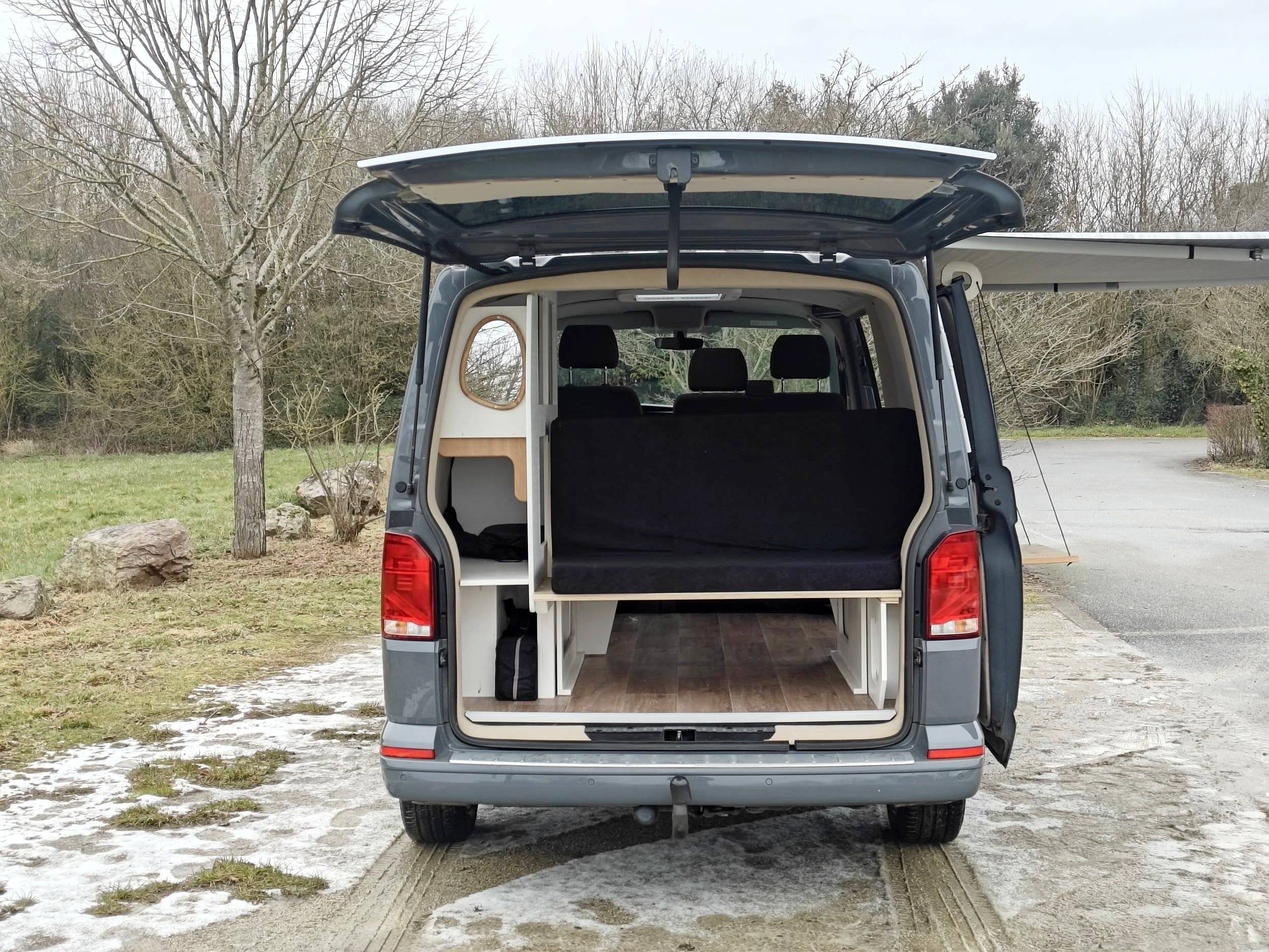 Volkswagen T6 2 l TDI 150 ch