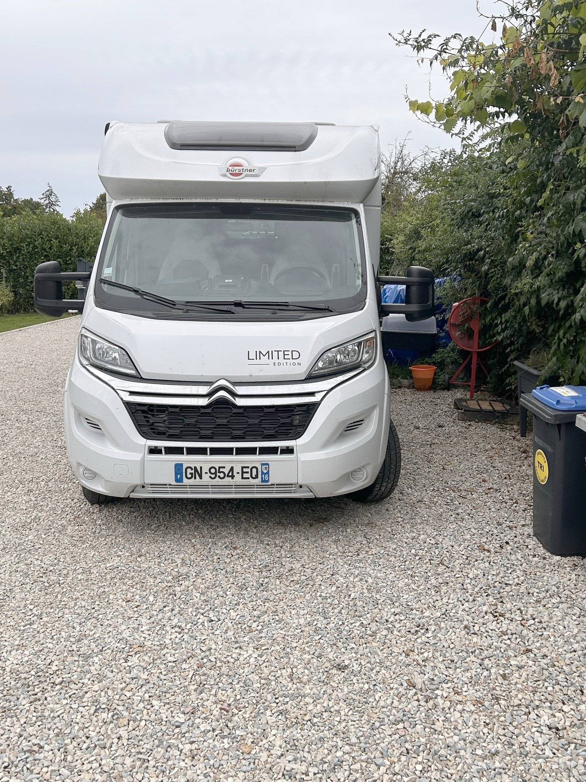 Bürstner 2.2L 140CV