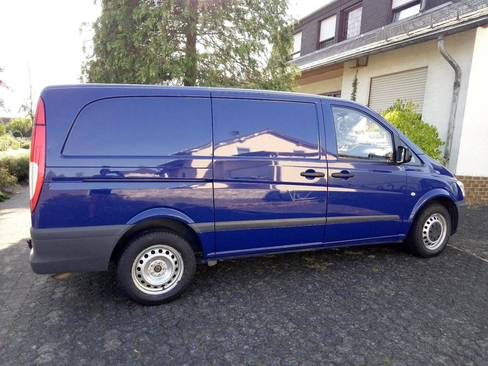 3 C Cartier/Brisebras Mercedes vito