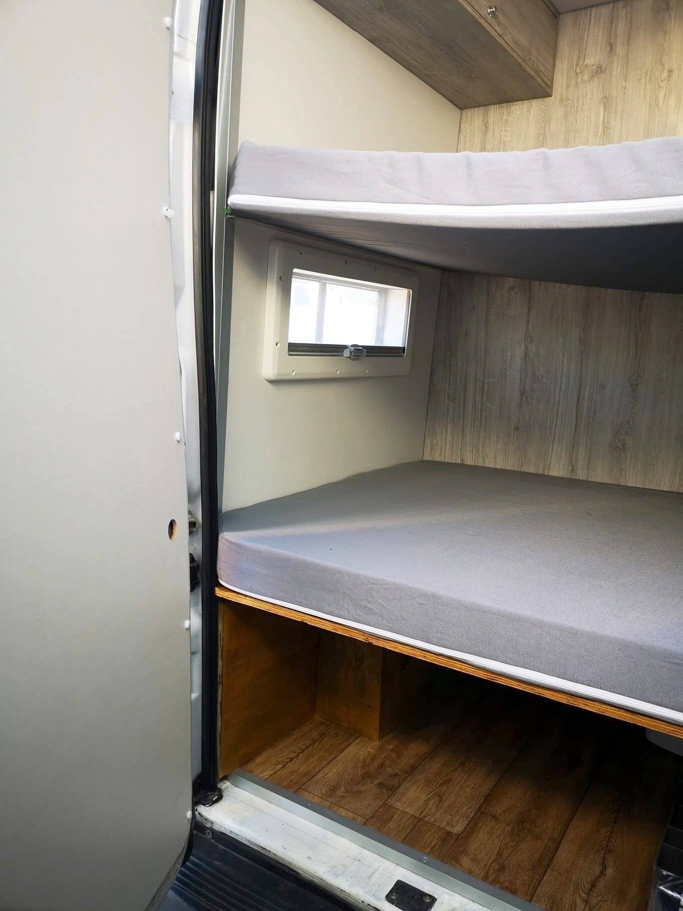 Berth Fiat Ducato 540 - Yescapa