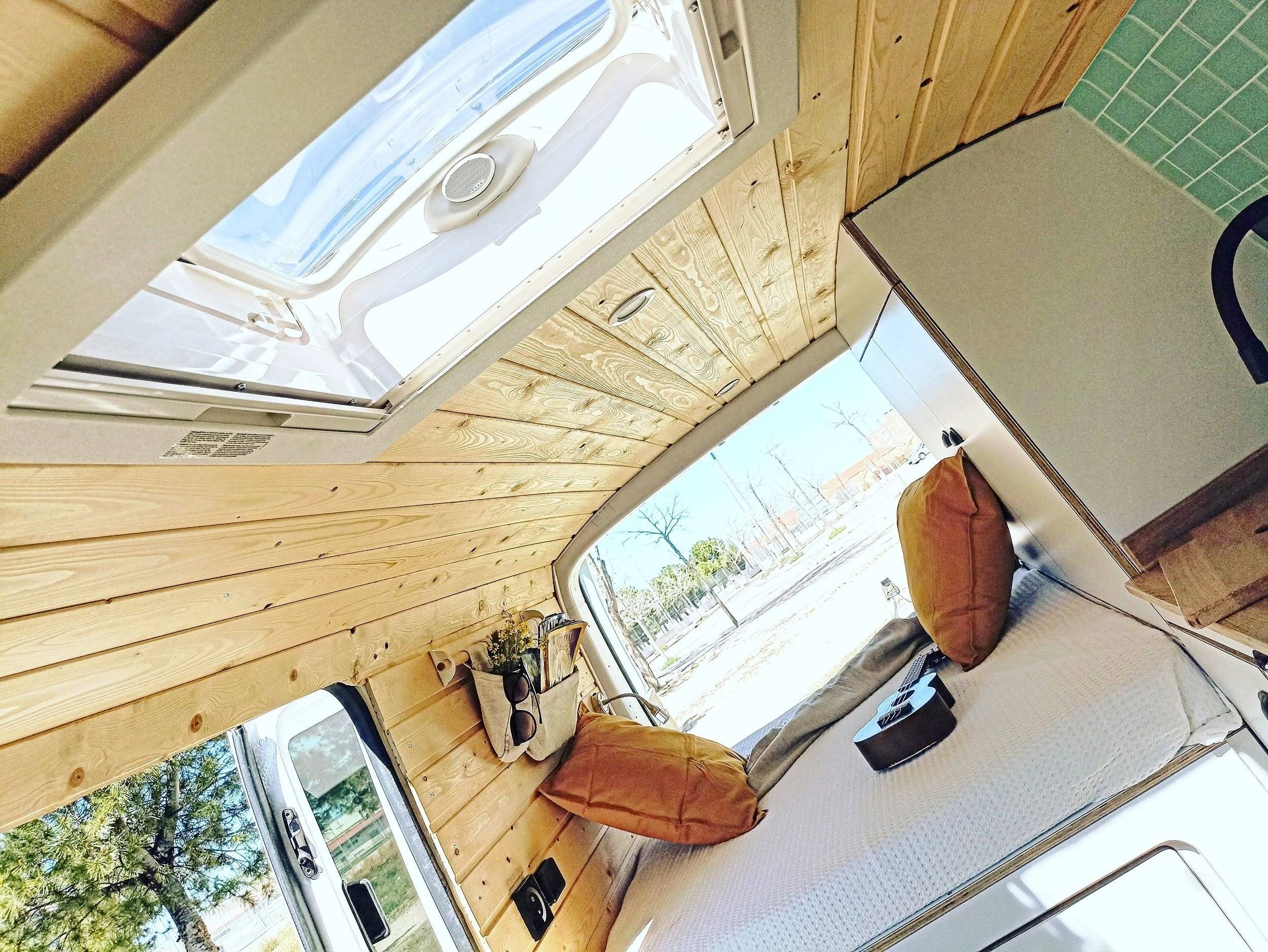 Volkswagen T5 California