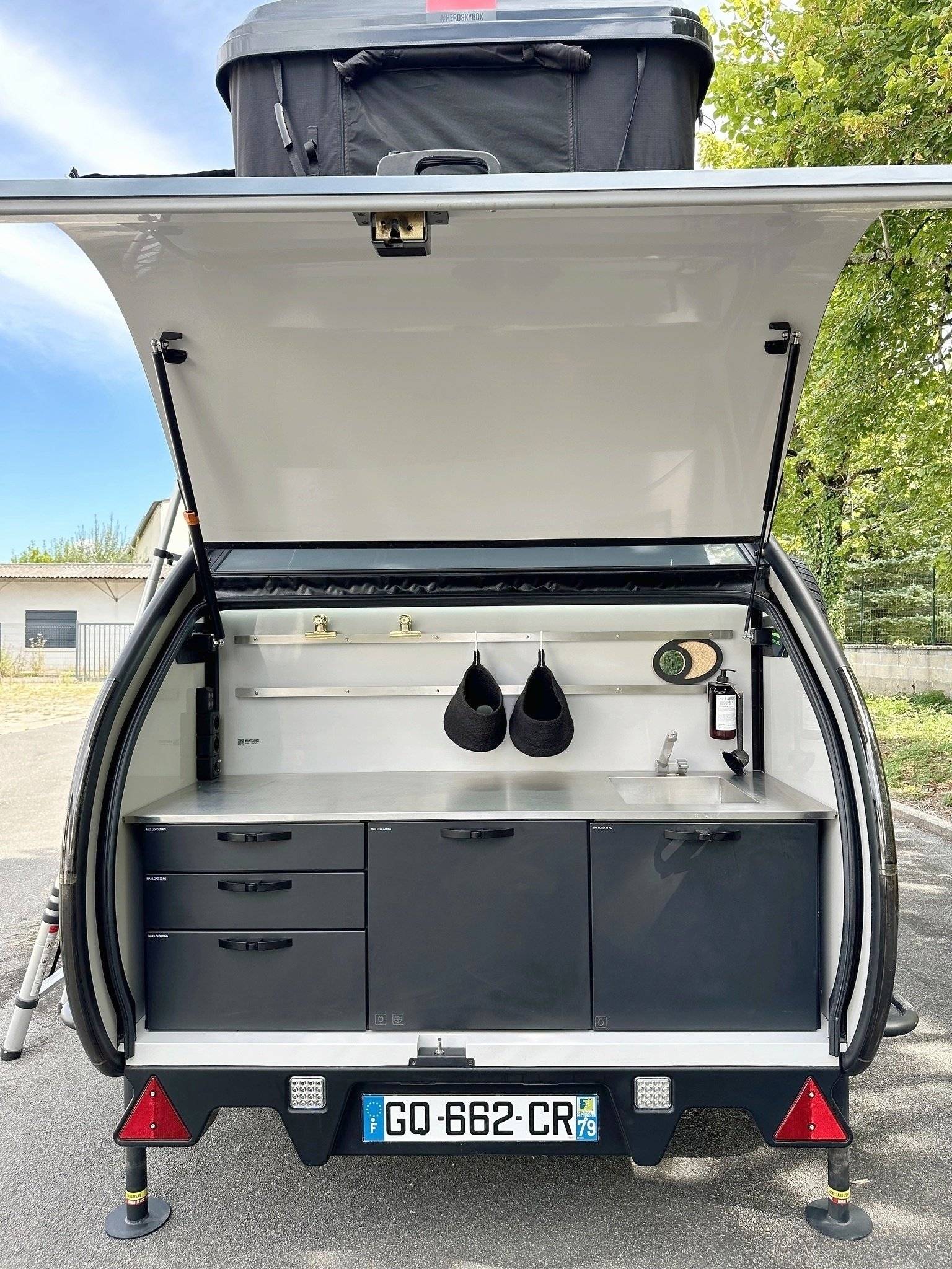 Coin cuisine Hero Camper  Hero Camper - Yescapa