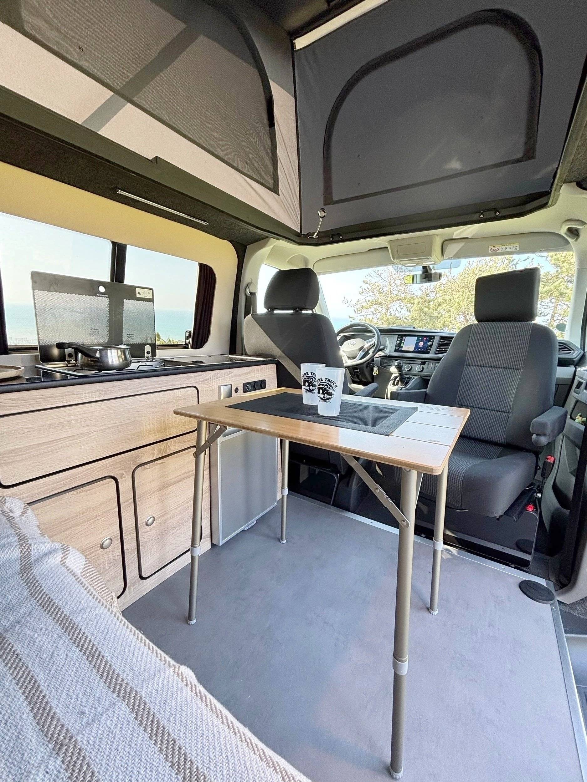 Coin repas Volkswagen T6.1 150 CV boite manuelle - Yescapa