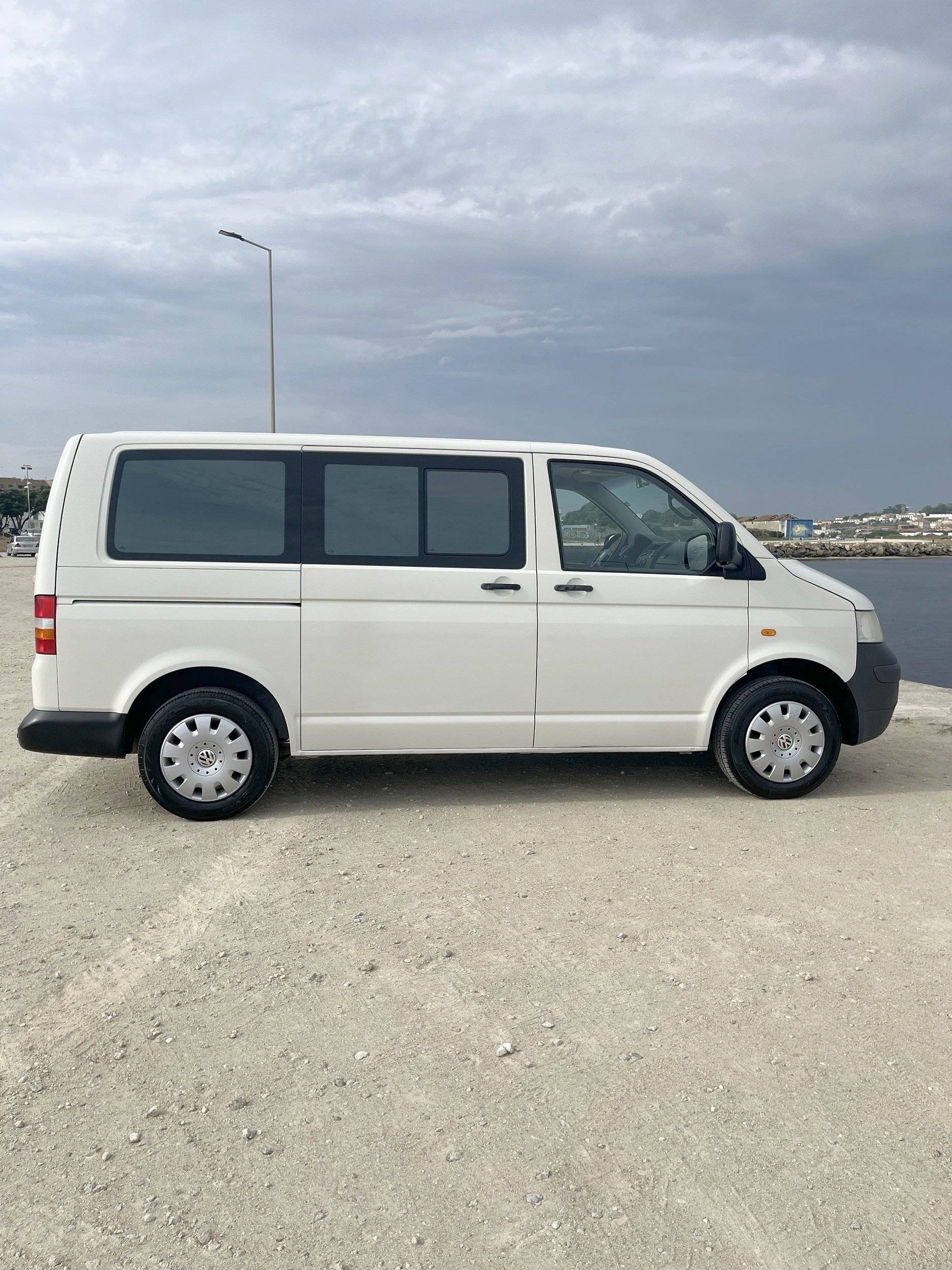 Volkswagen Transporter T5 Multivan United