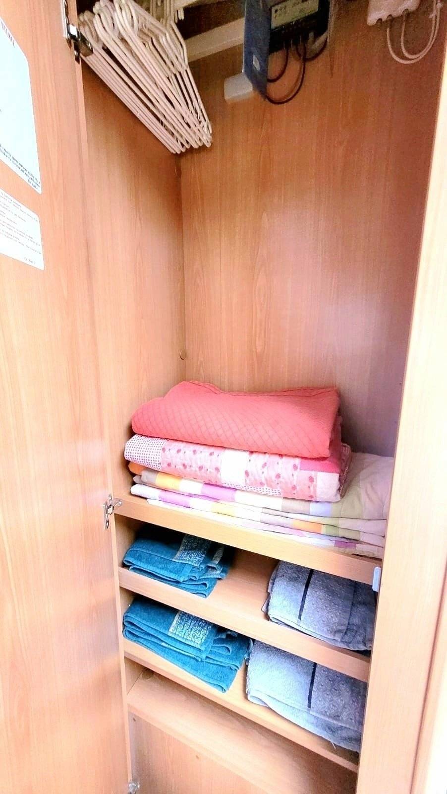 Elnagh Elnagh  Baron