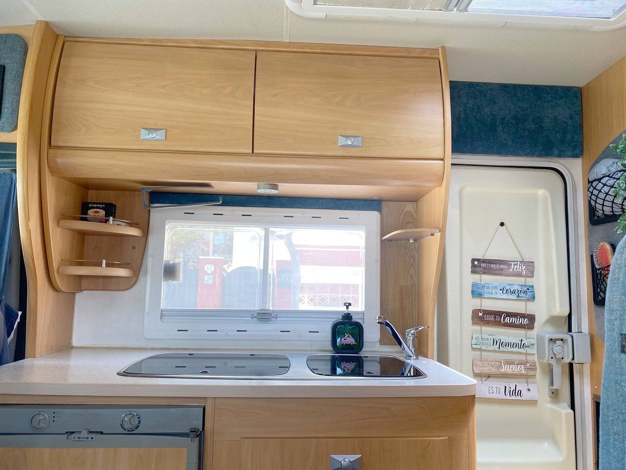 Couchages Fiat Ducato 2.8 jtd - Yescapa