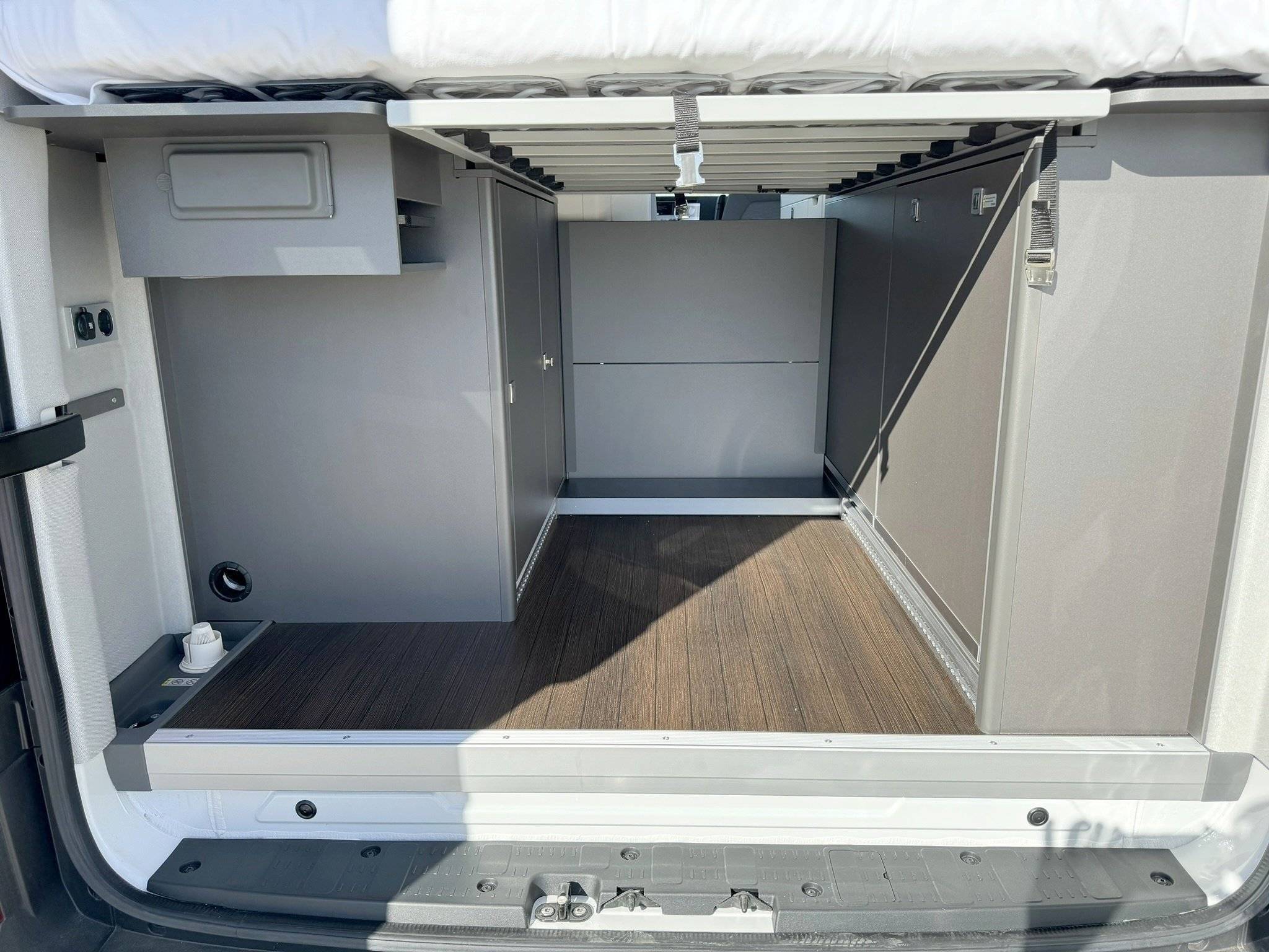 VOLKSWAGEN GRAND CALIFORNIA 600