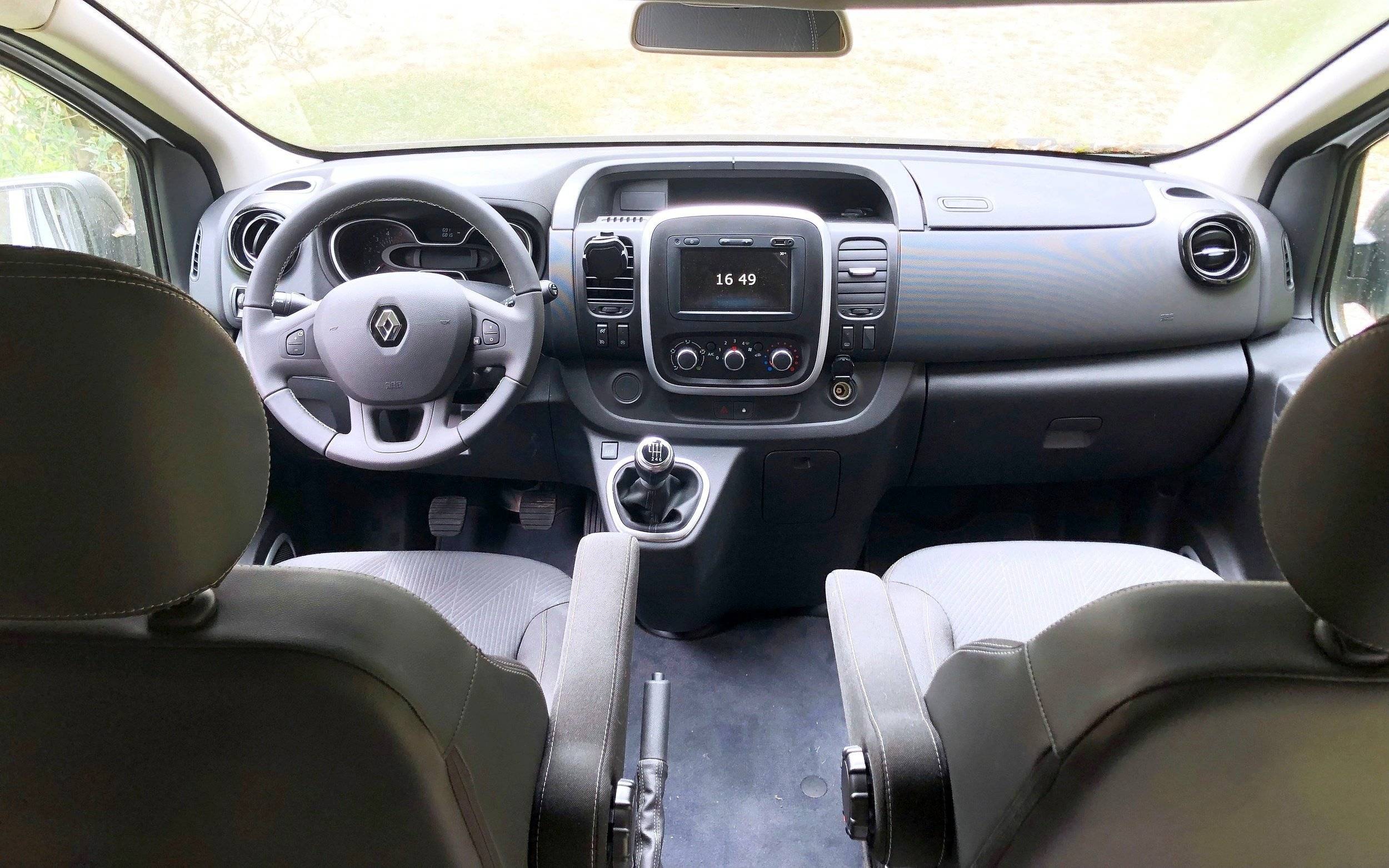 Bavaria Trafic L2H1 2 l 140 ch