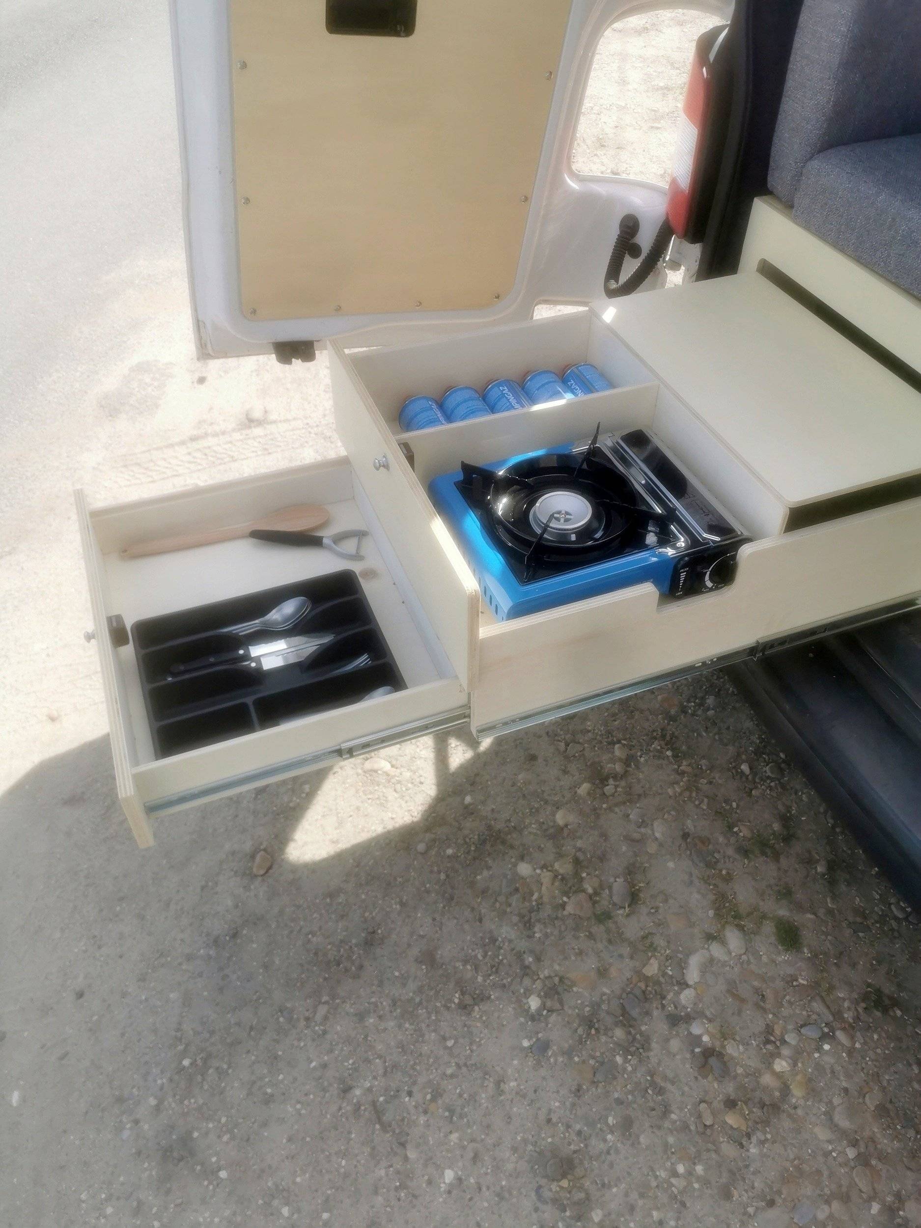 Kochnische Volkswagen - Yescapa