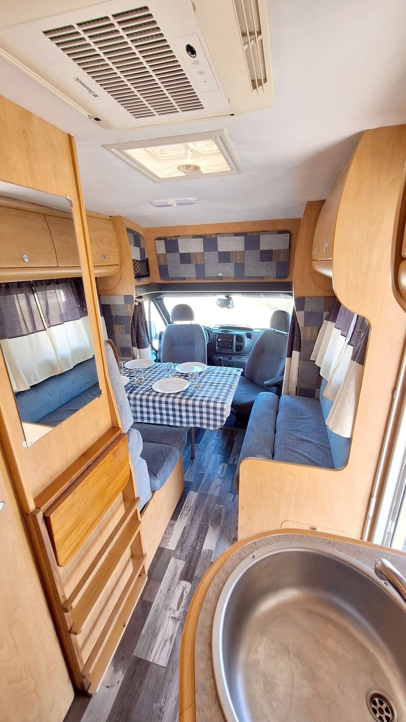 Challenger Transit 2,2 l TDCi 110 ch.