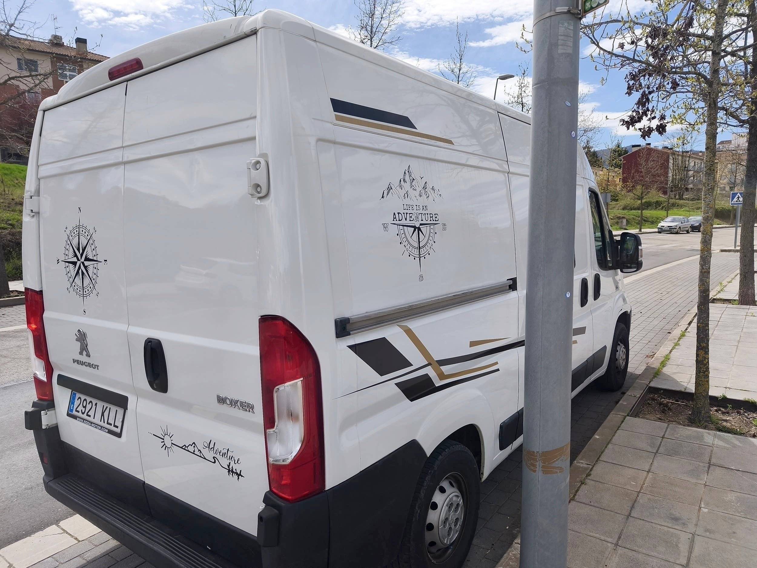 Peugeot Boxer 2,0 l 130 ch