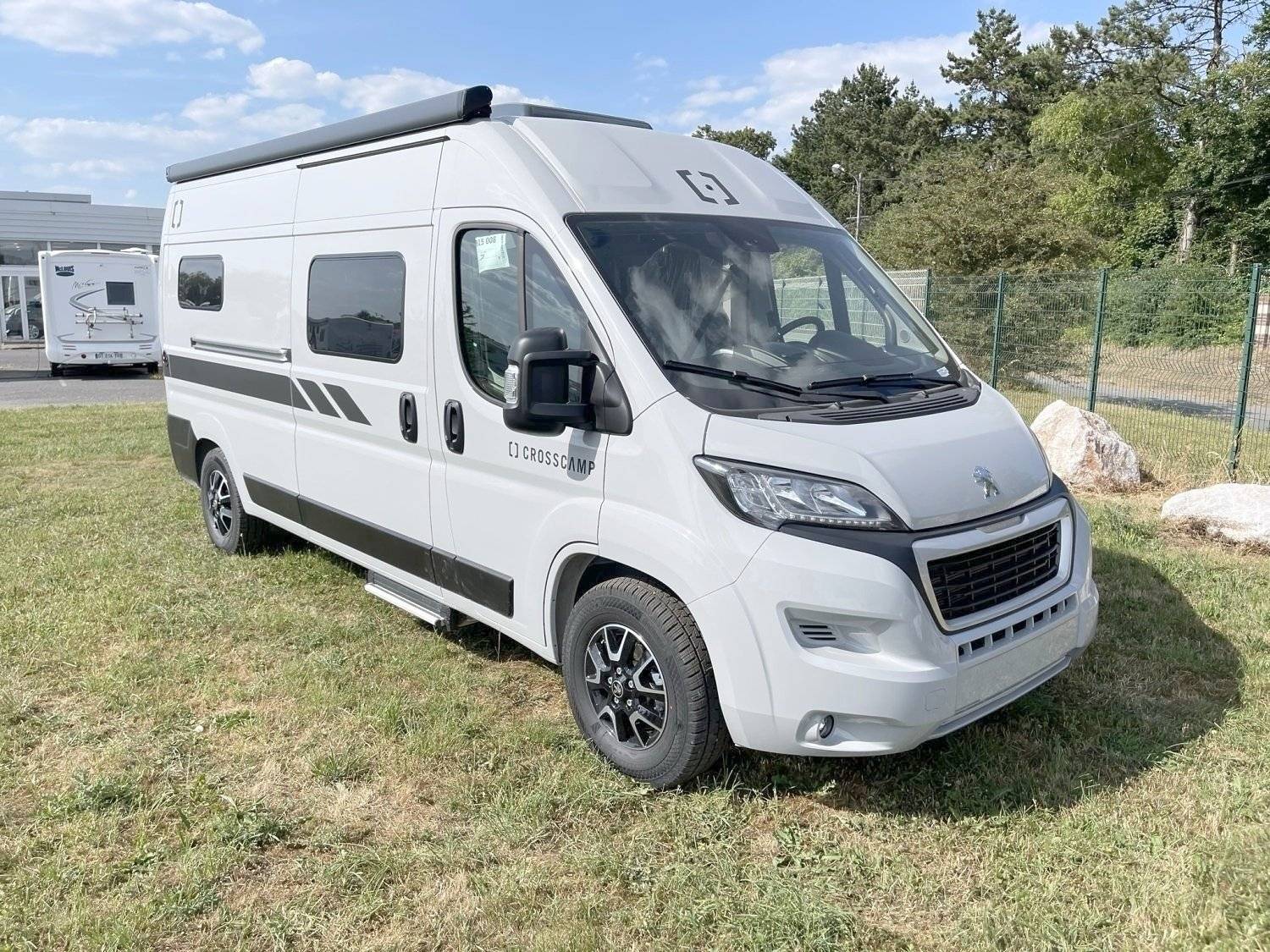 Voorkant 3/4 Opel 600 Full - Yescapa