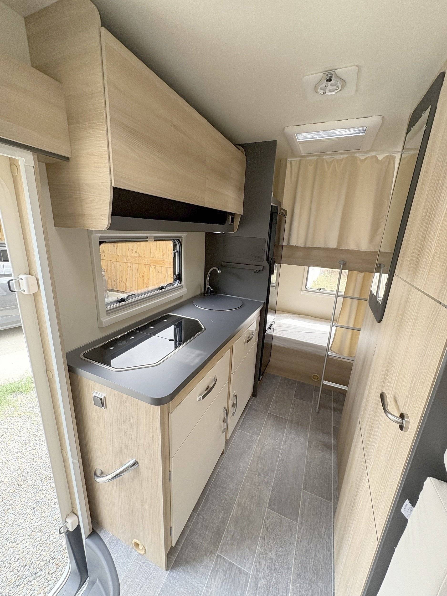 Coin cuisine Ford ford transit - Yescapa