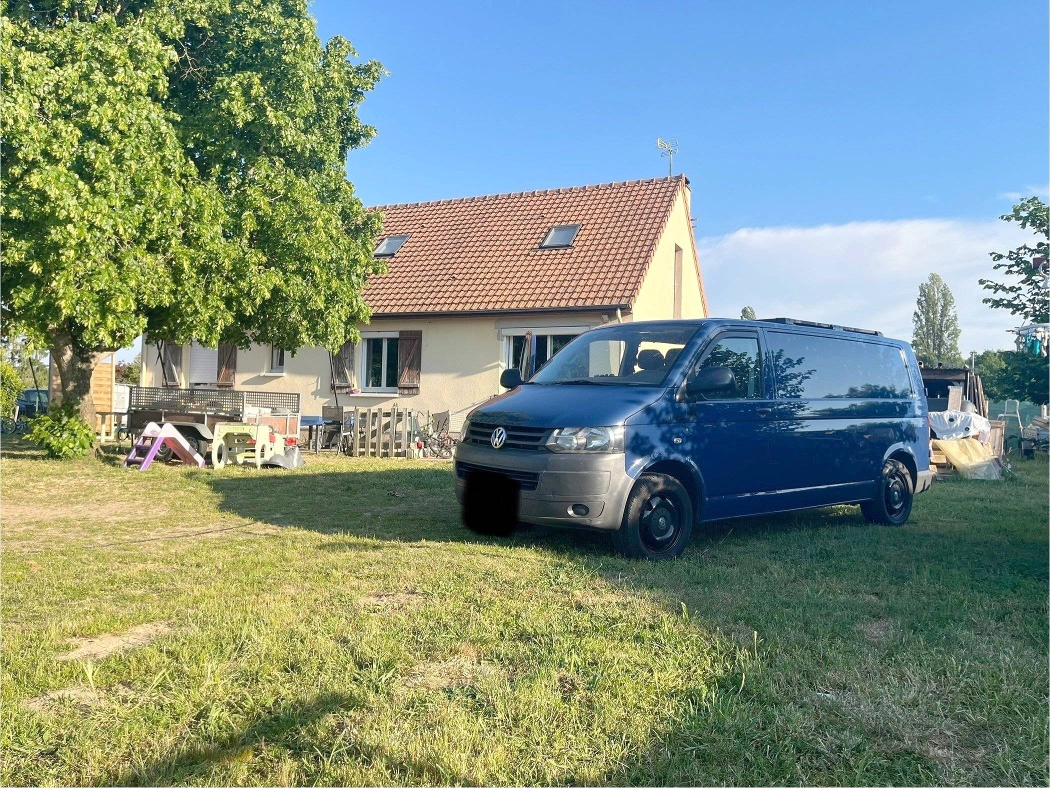 Volkswagen T5 2,0 l 102 ch