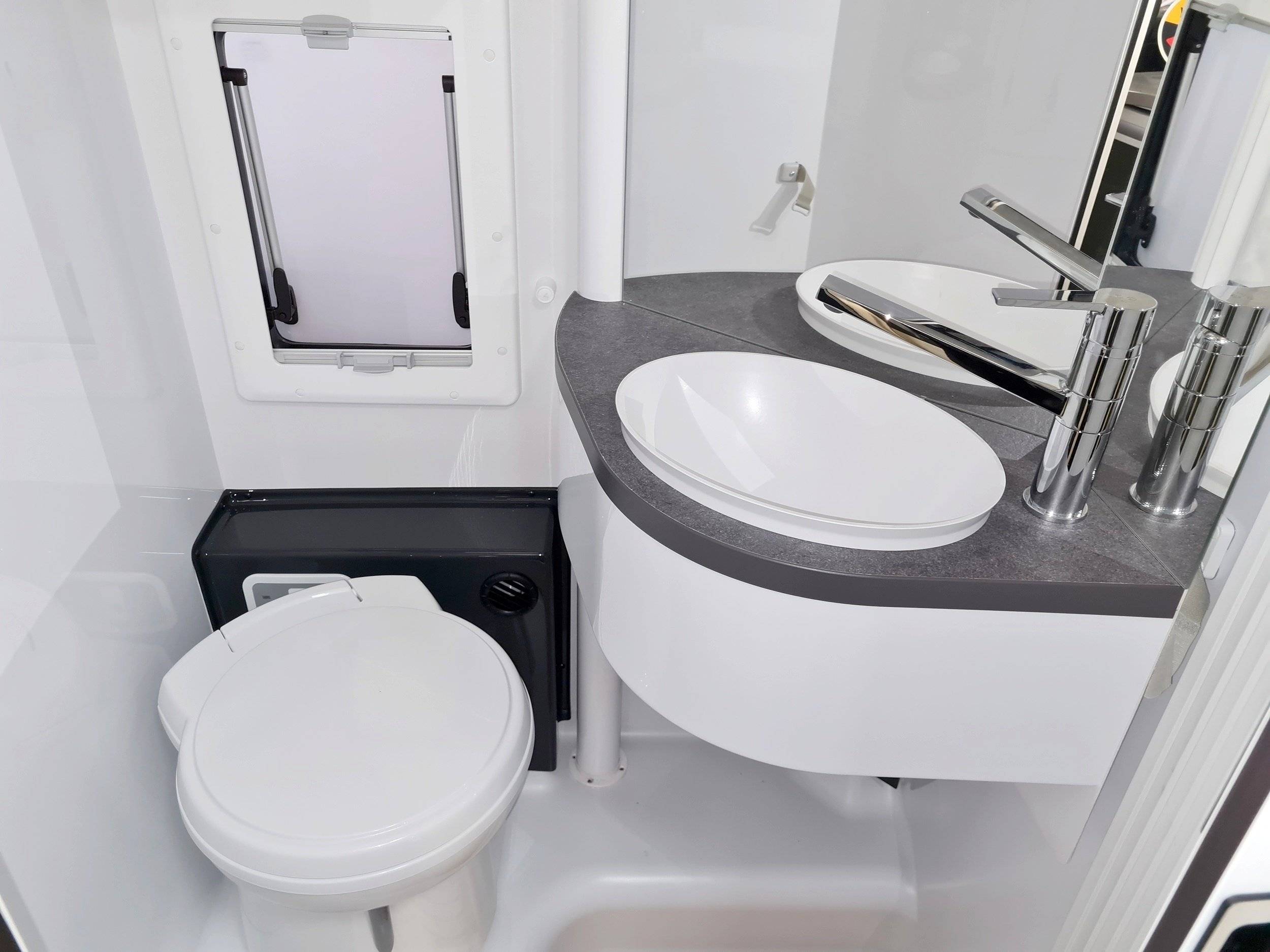 Chausson Chausson 660