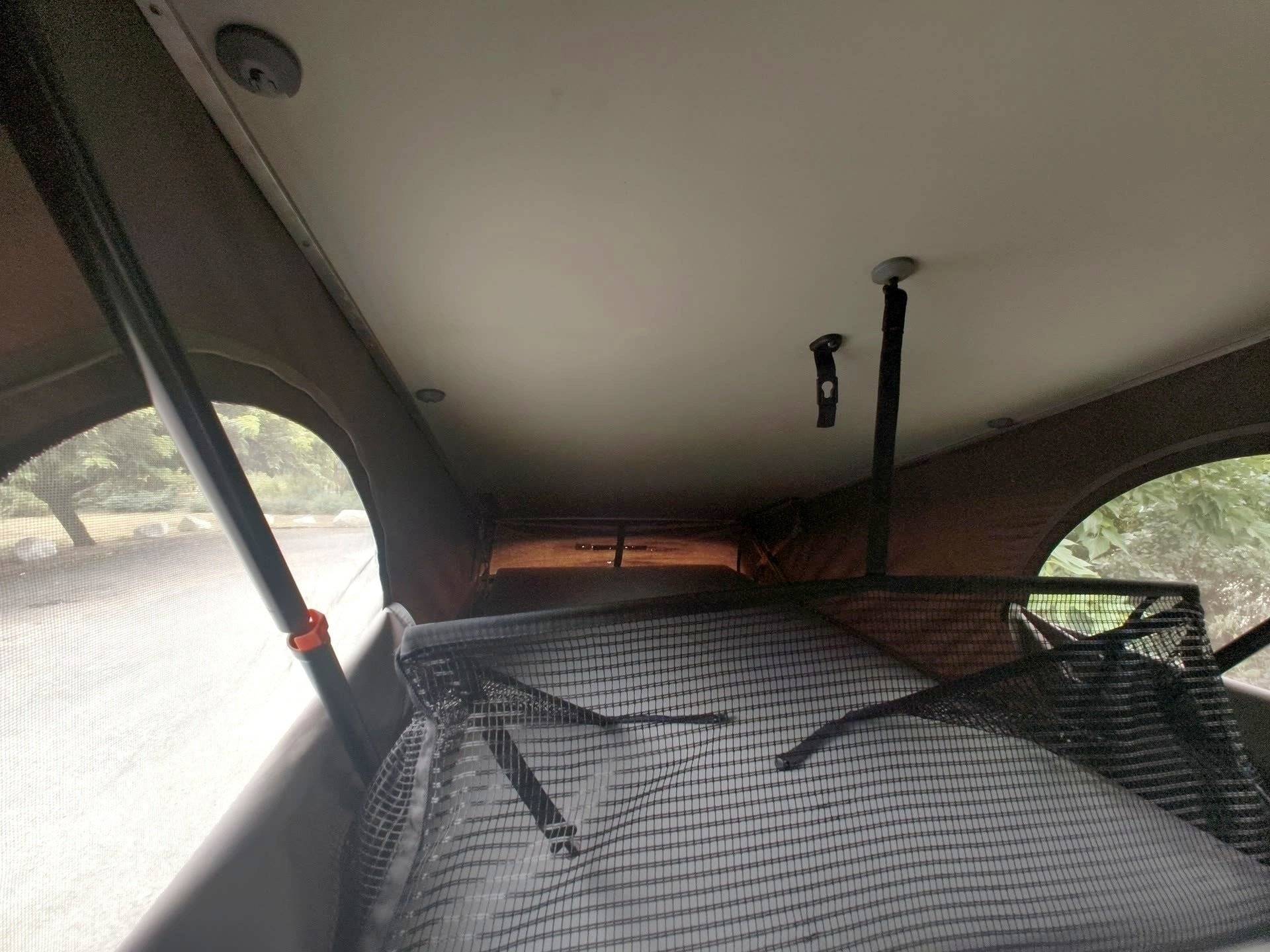 Couchages Volkswagen California T4 Freestyle 2,5TDI - Yescapa