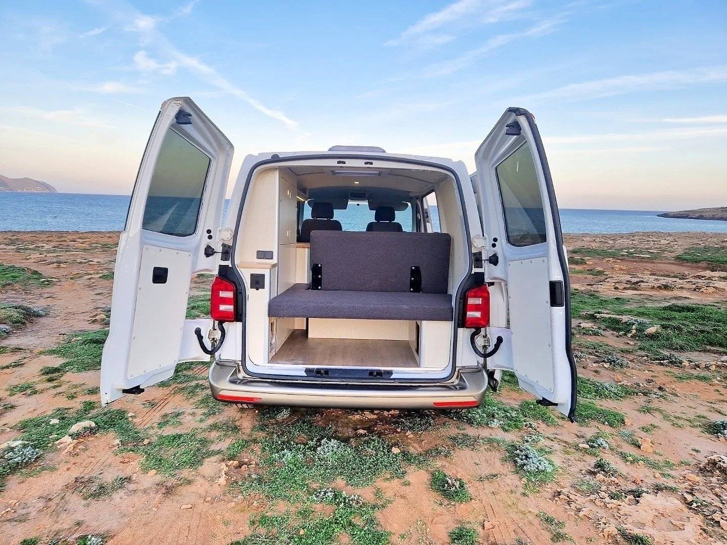 Caracol and friends Zipi-Zape