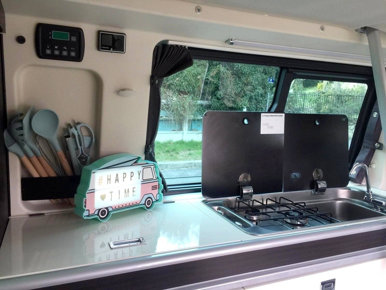 Kochnische Volkswagen Transporter T6 2,0 l 150ch - Yescapa