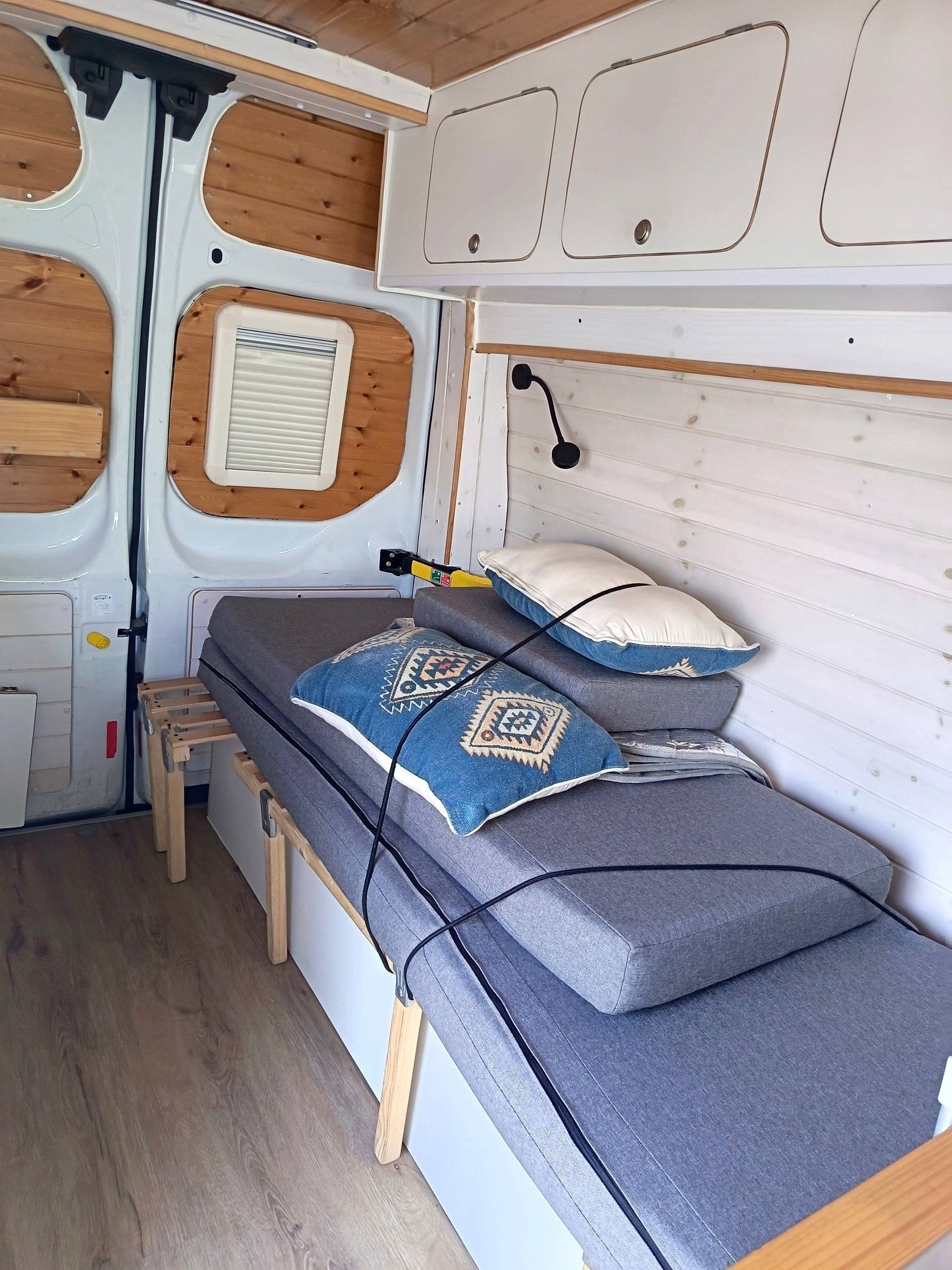 llits Ford Transit 2,0 l 170 ch - Yescapa
