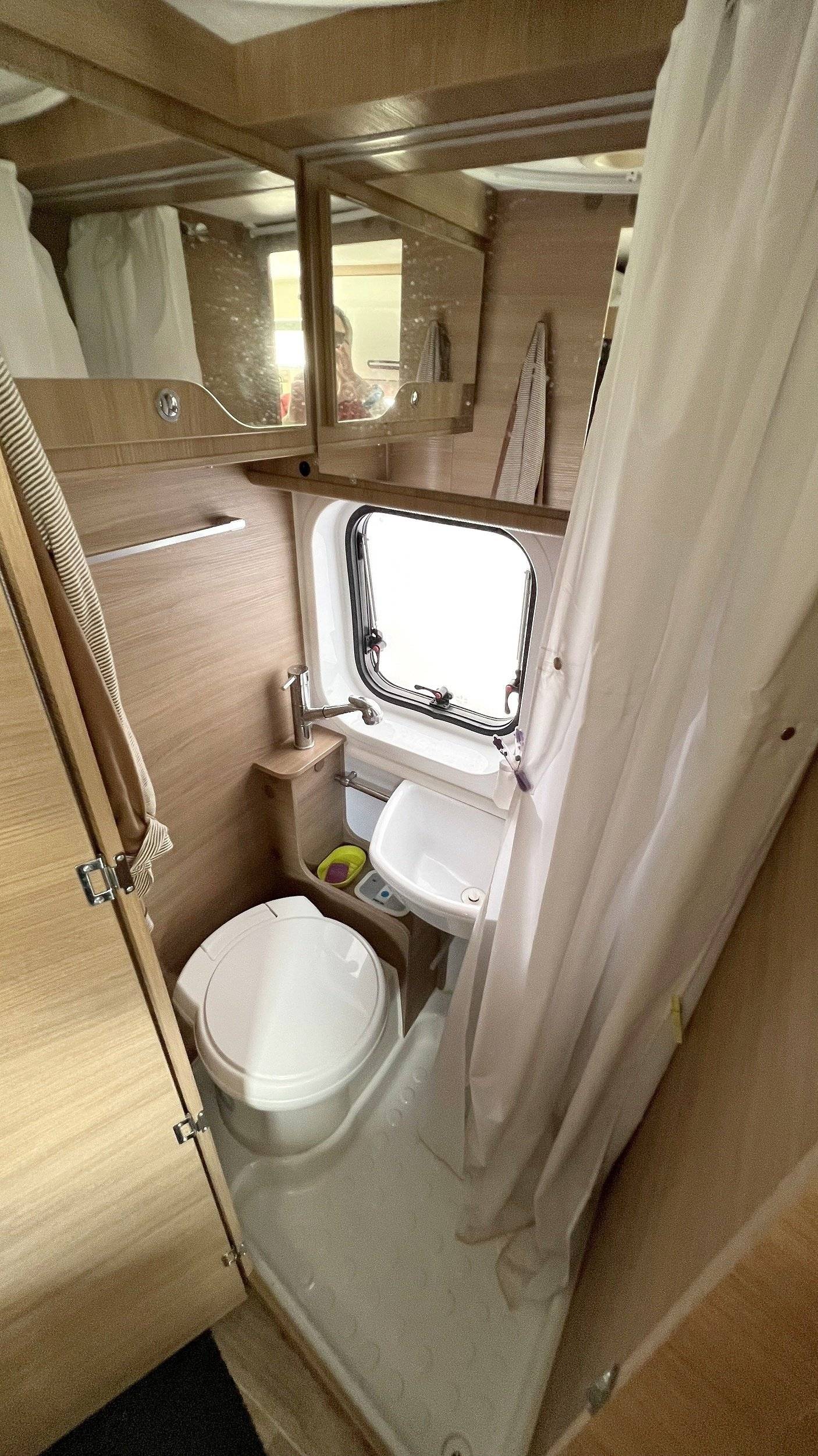 Salle de bain / Toilettes Fiat - Yescapa