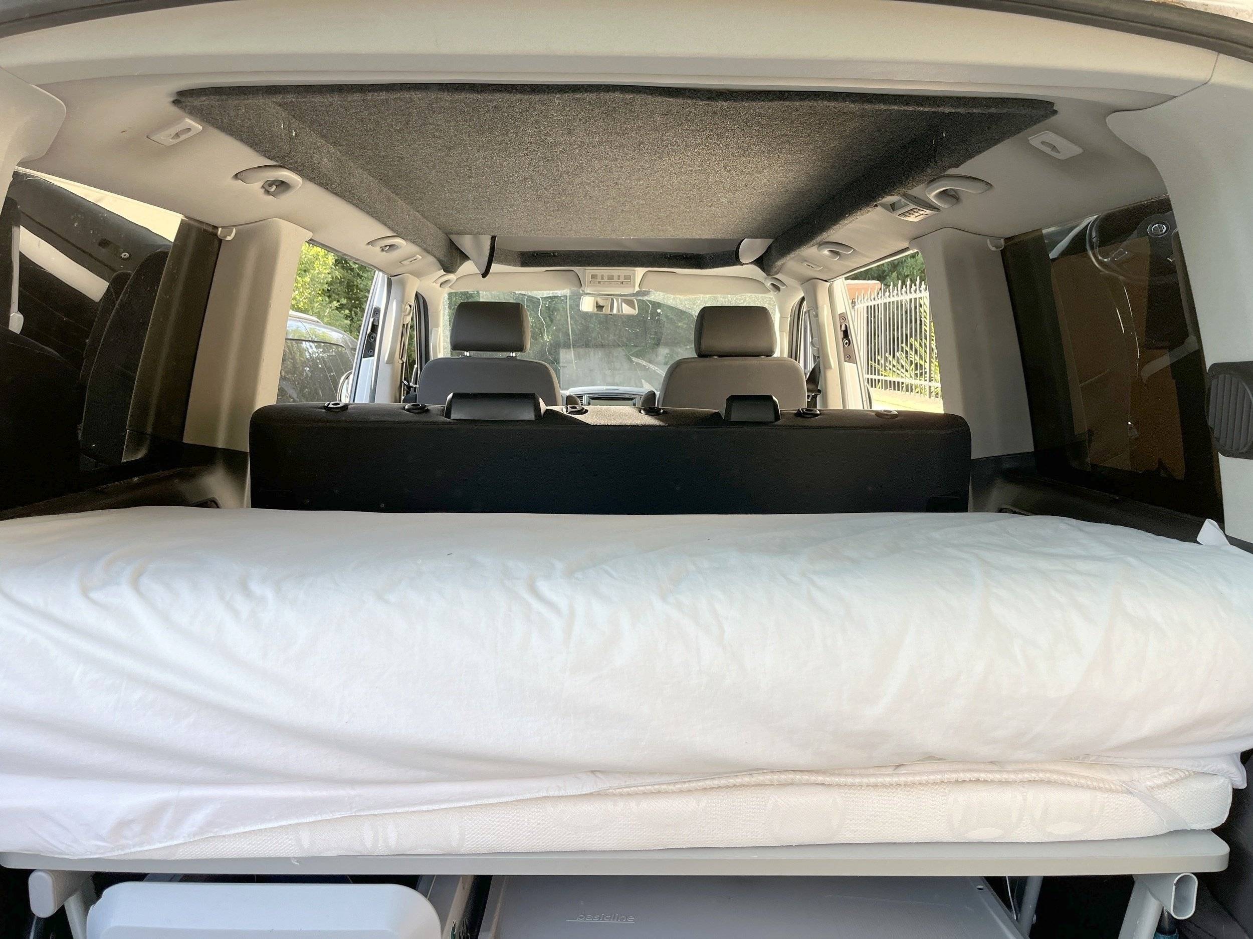 Plazas en cama Volkswagen VW T5 Multivan 2L 140ch - Yescapa