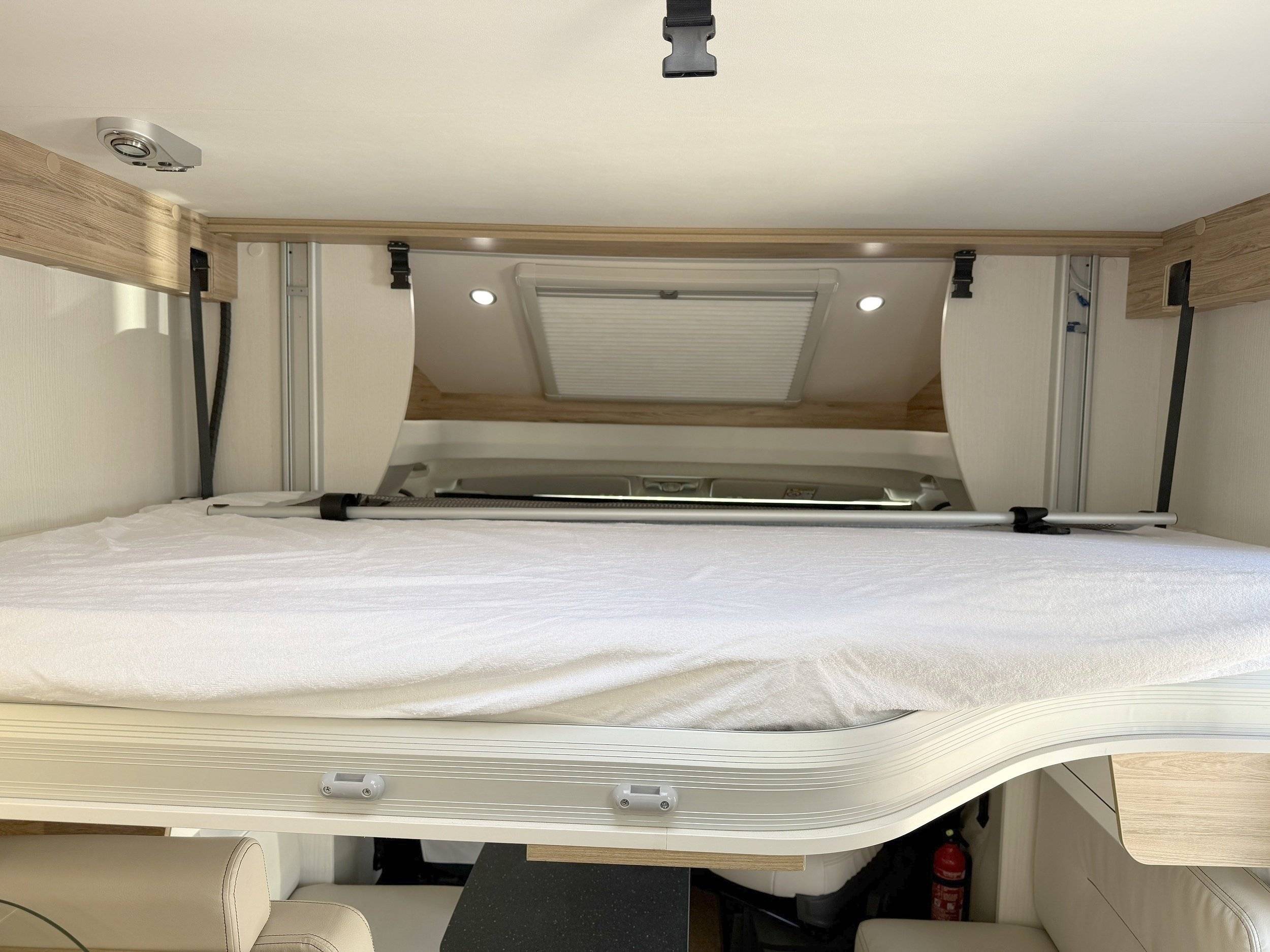 Berth Fiat Ducato Multijet 3  140 - Yescapa