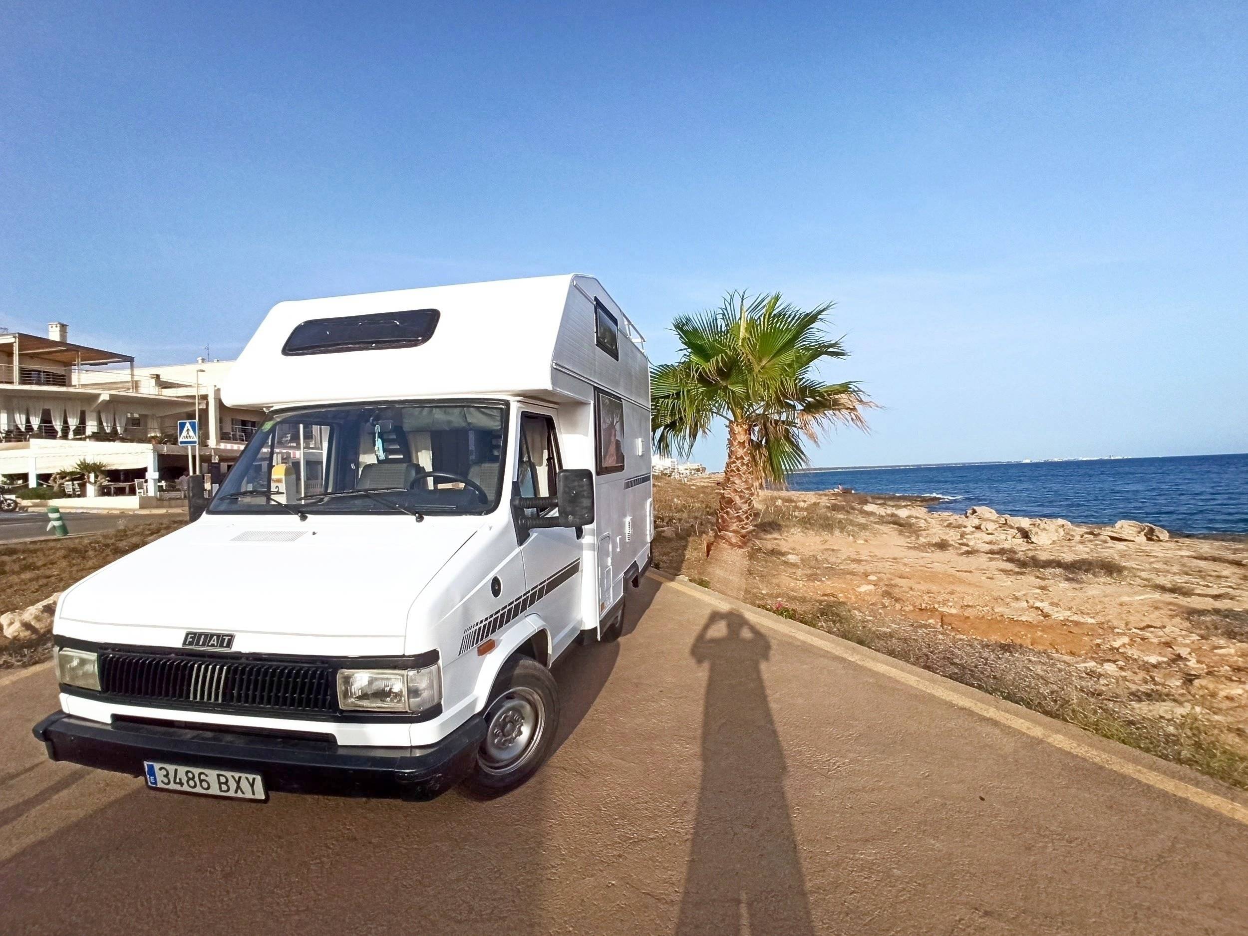 Rent Coachbuilt motorhome - Porreres - 81882 - Fiat TALENTO - Yescapa