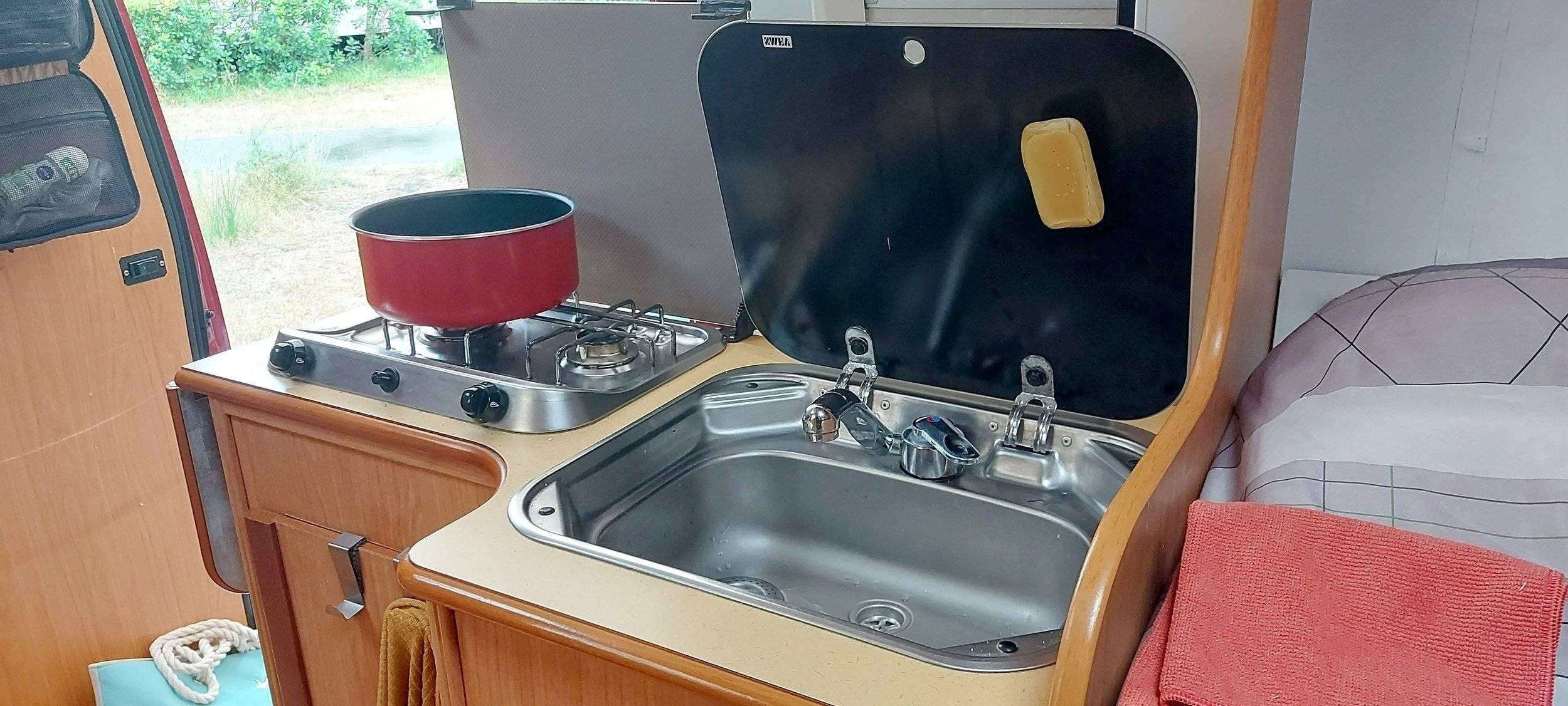 Moncayo liberty van 4 FIAT Ducato 2,8 JTD 18 Q Maxi