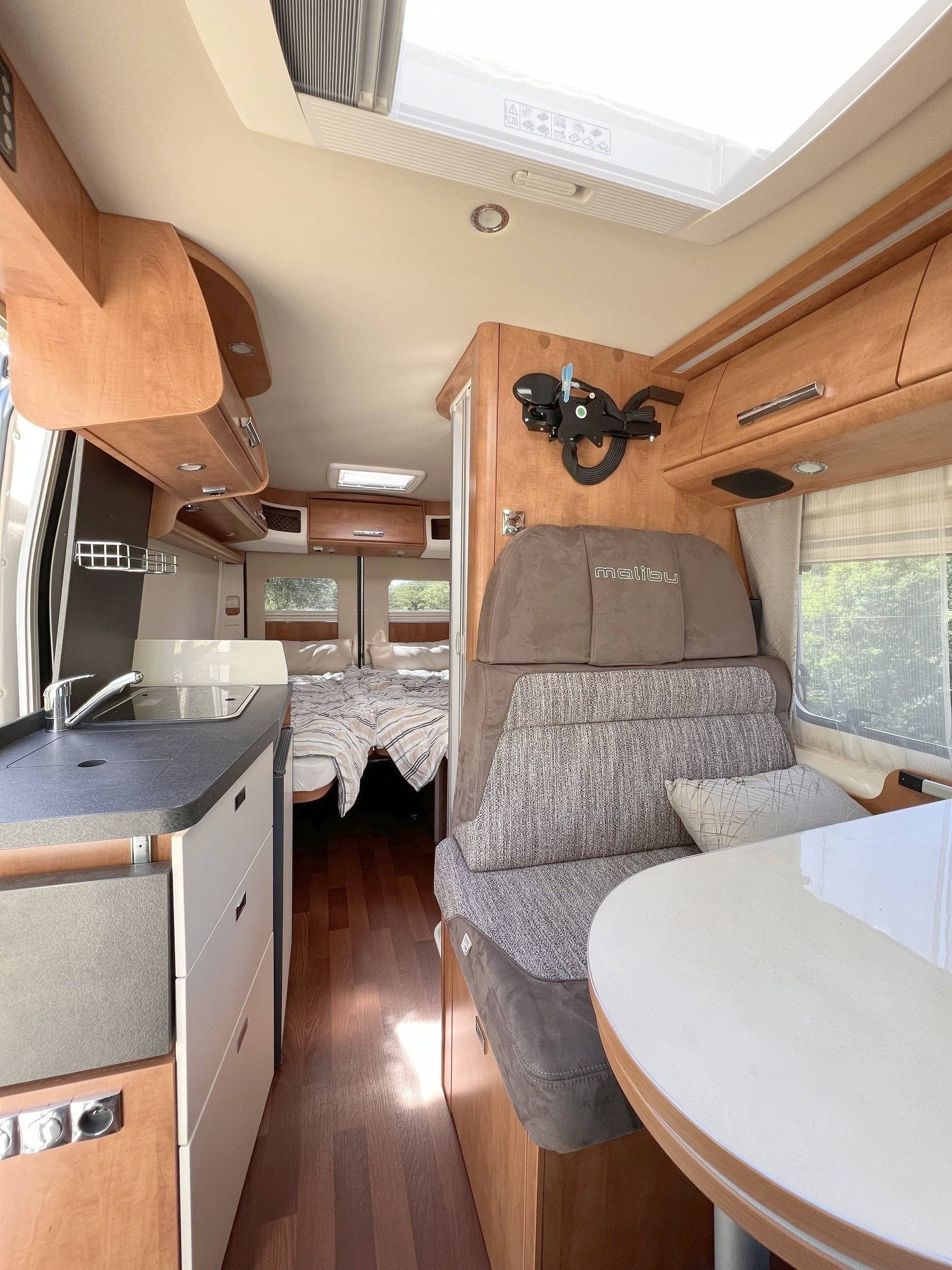 Malibu Van Compact 600 LE