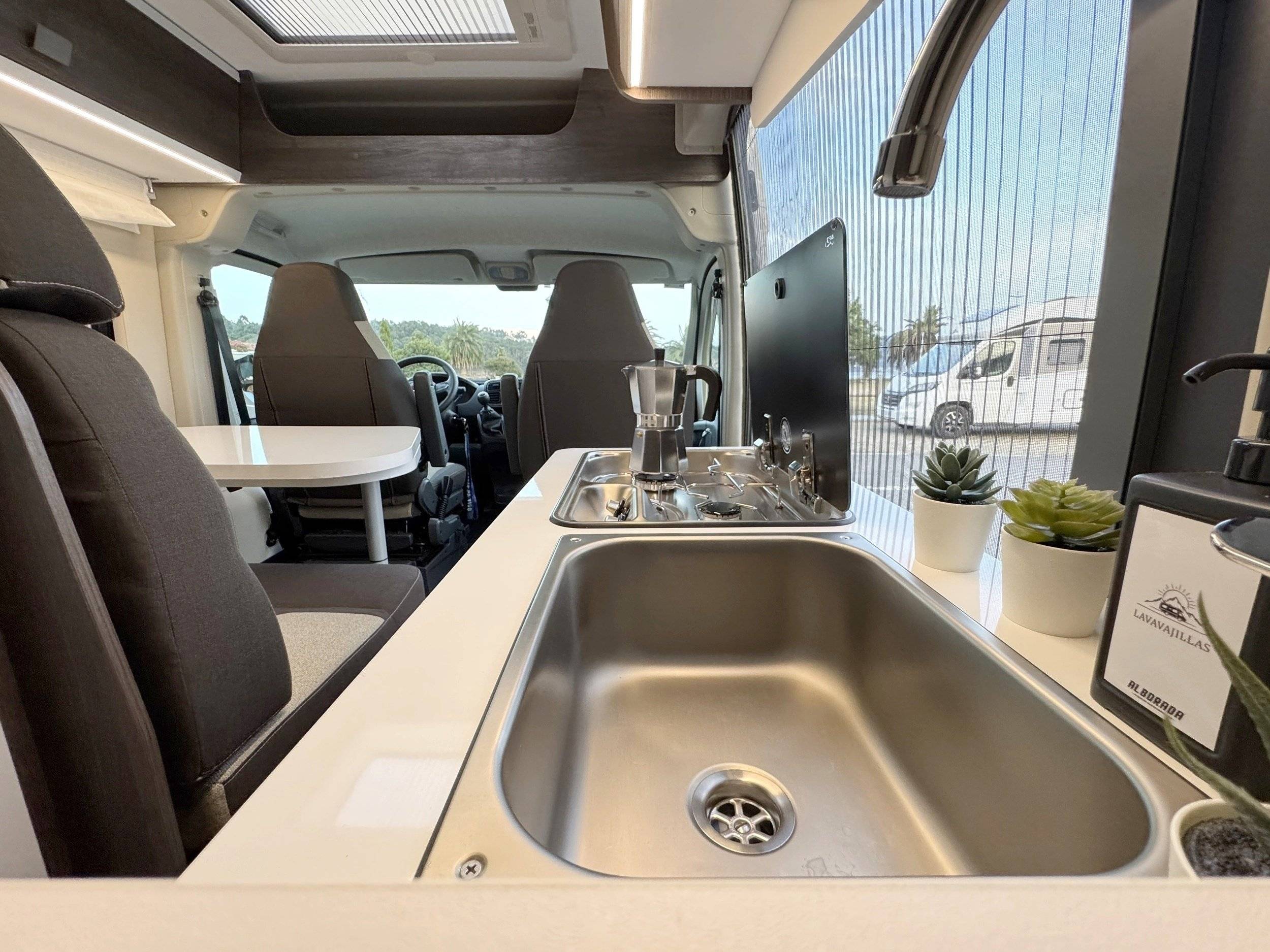 Benimar Benivan 120 UP