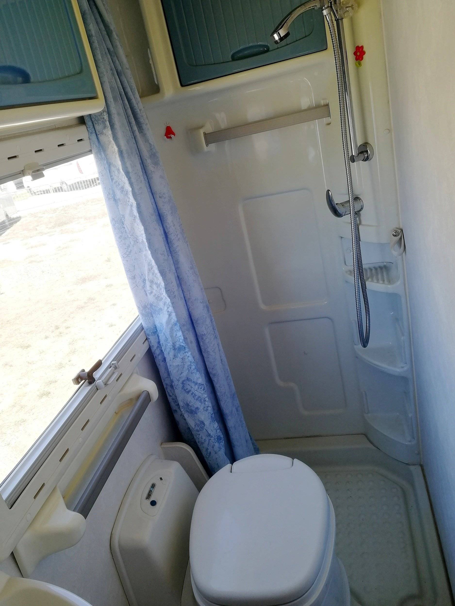 Challenger Challenger 105