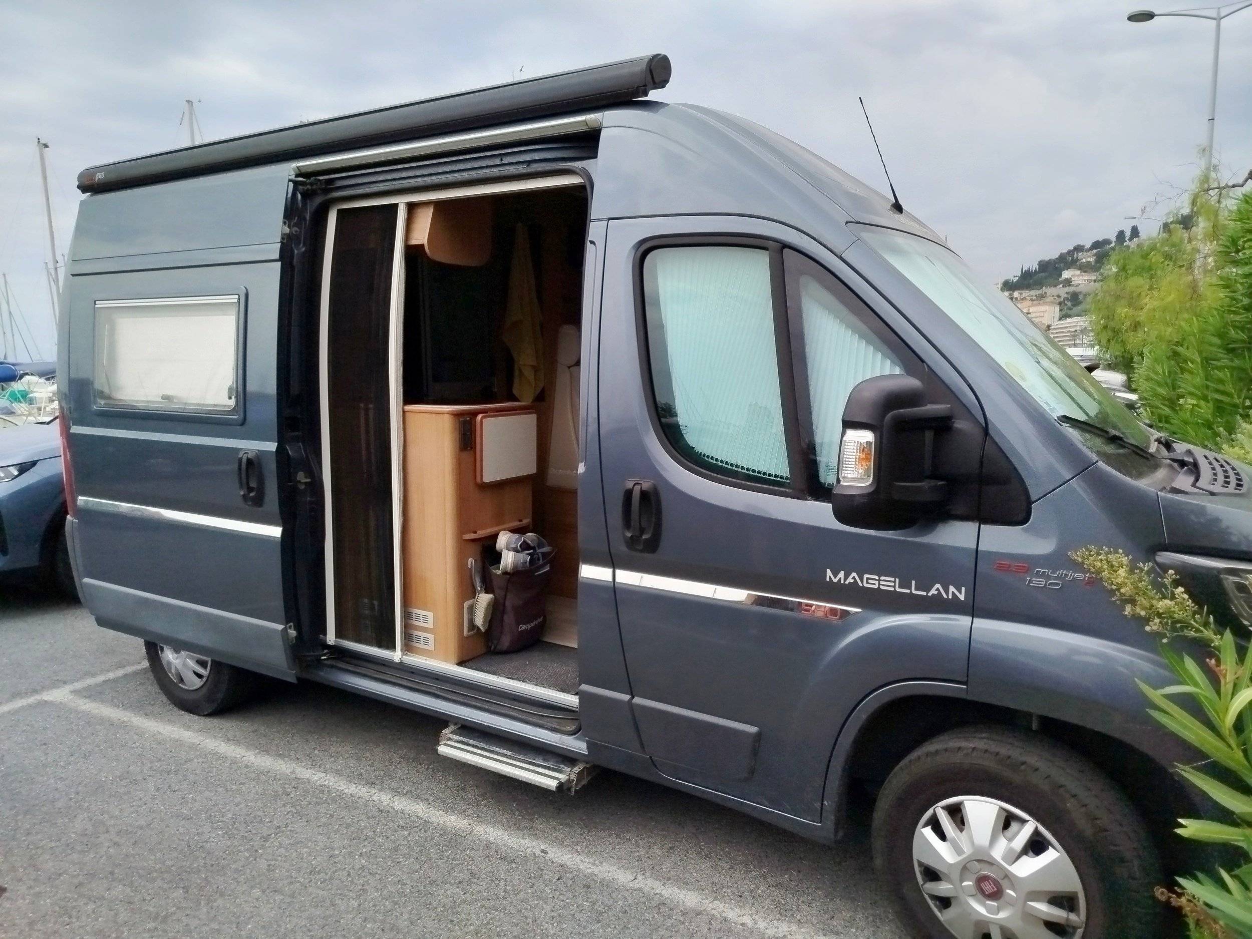 Front view from 3/4 Fiat fiat ducato 2,3 l 130 ch - Yescapa