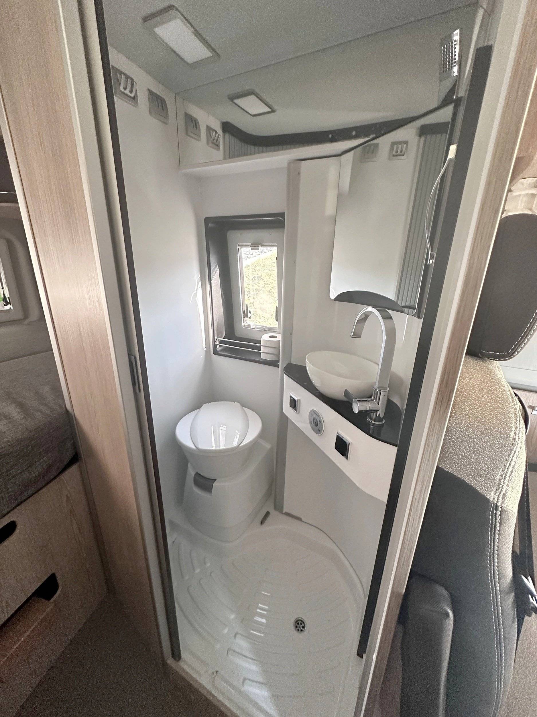 Pössl ¨Pössl 600 summit plus