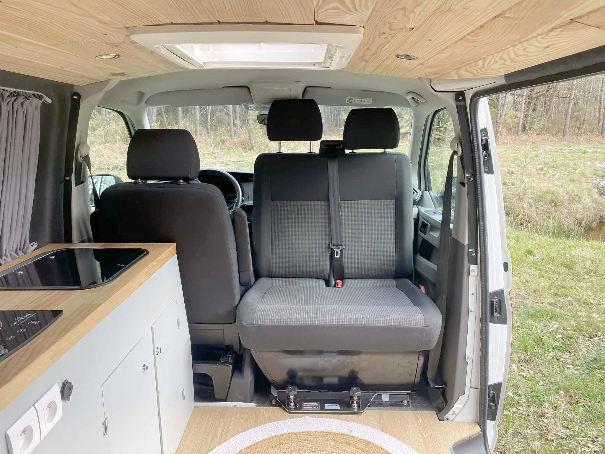 Bee Nomad Transporter T6.1  2,0 l 110ch
