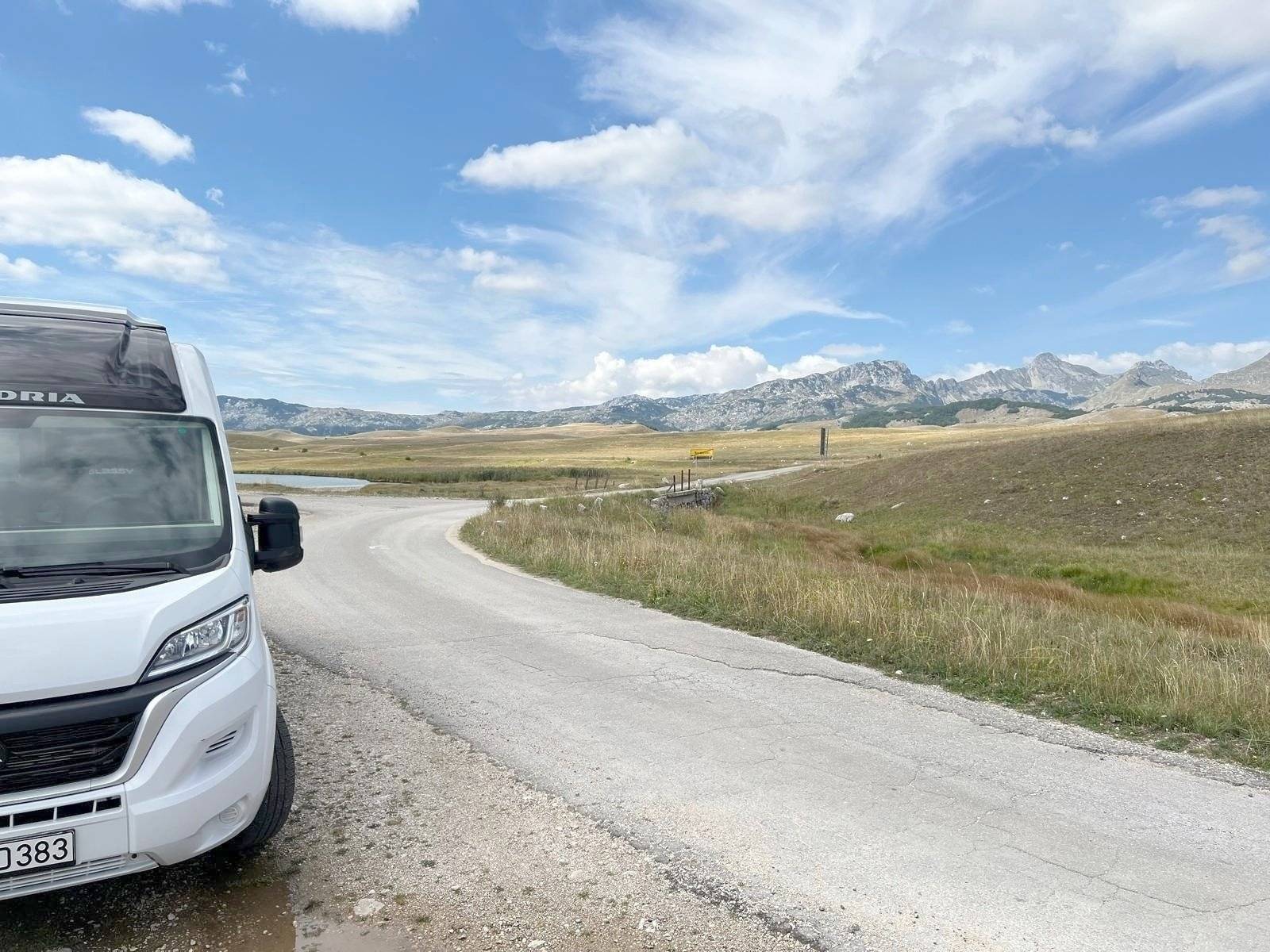 Adria TWIN SPORTS 600 SPB