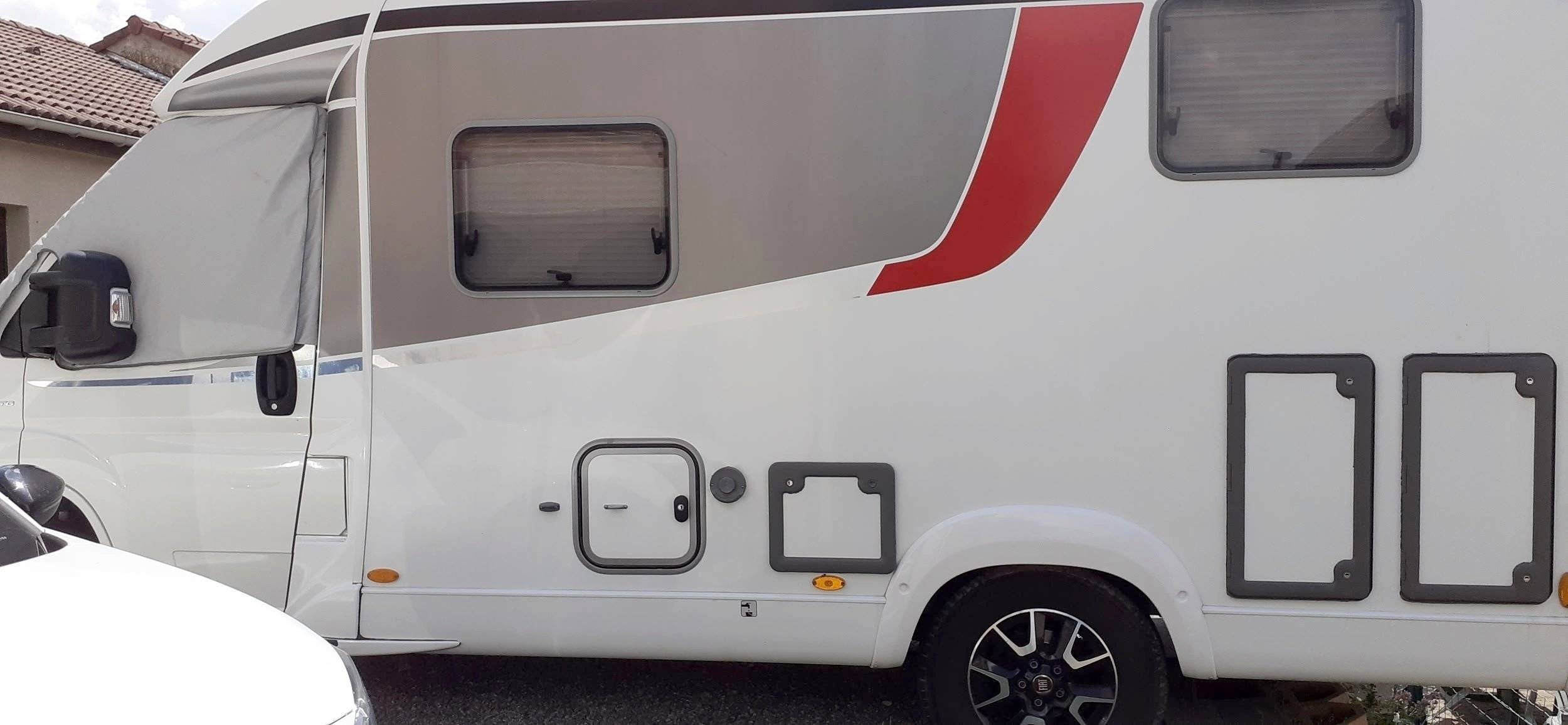 Bürstner BUSTNER TRAVEL VAN 590