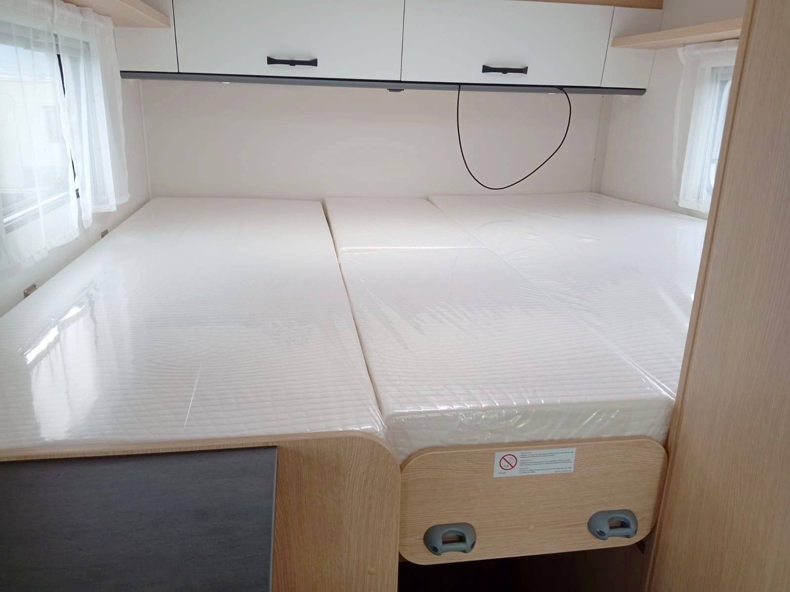 Sunlight V66 Adventure